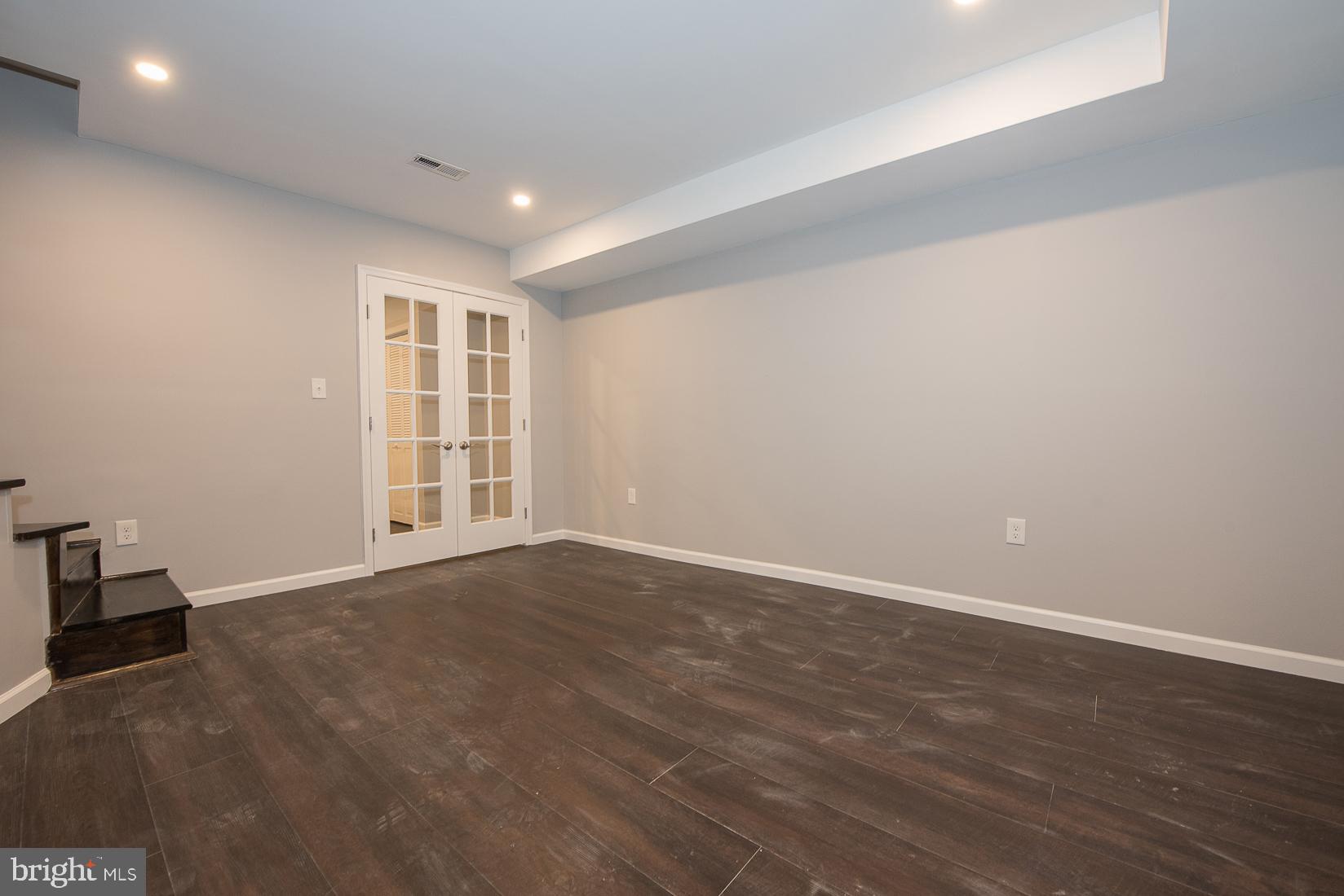 GRADUATE HOSPITAL - Residential Lease