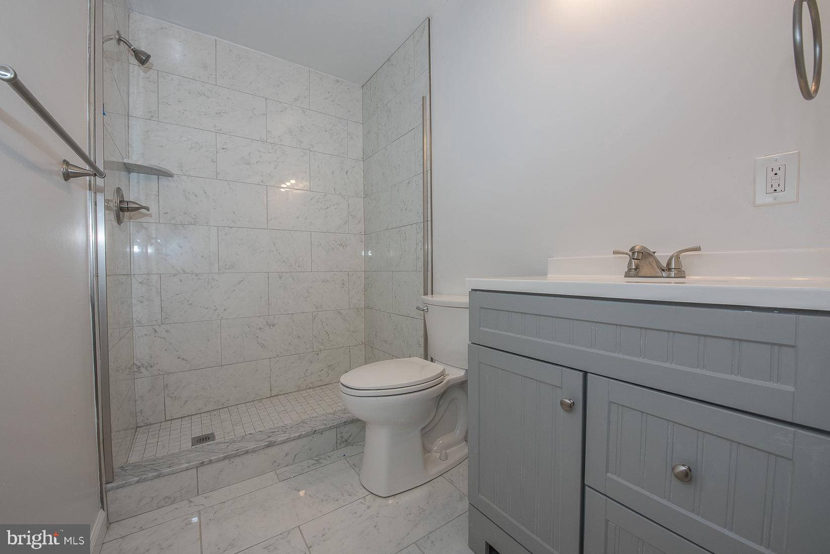 GRADUATE HOSPITAL - Residential Lease