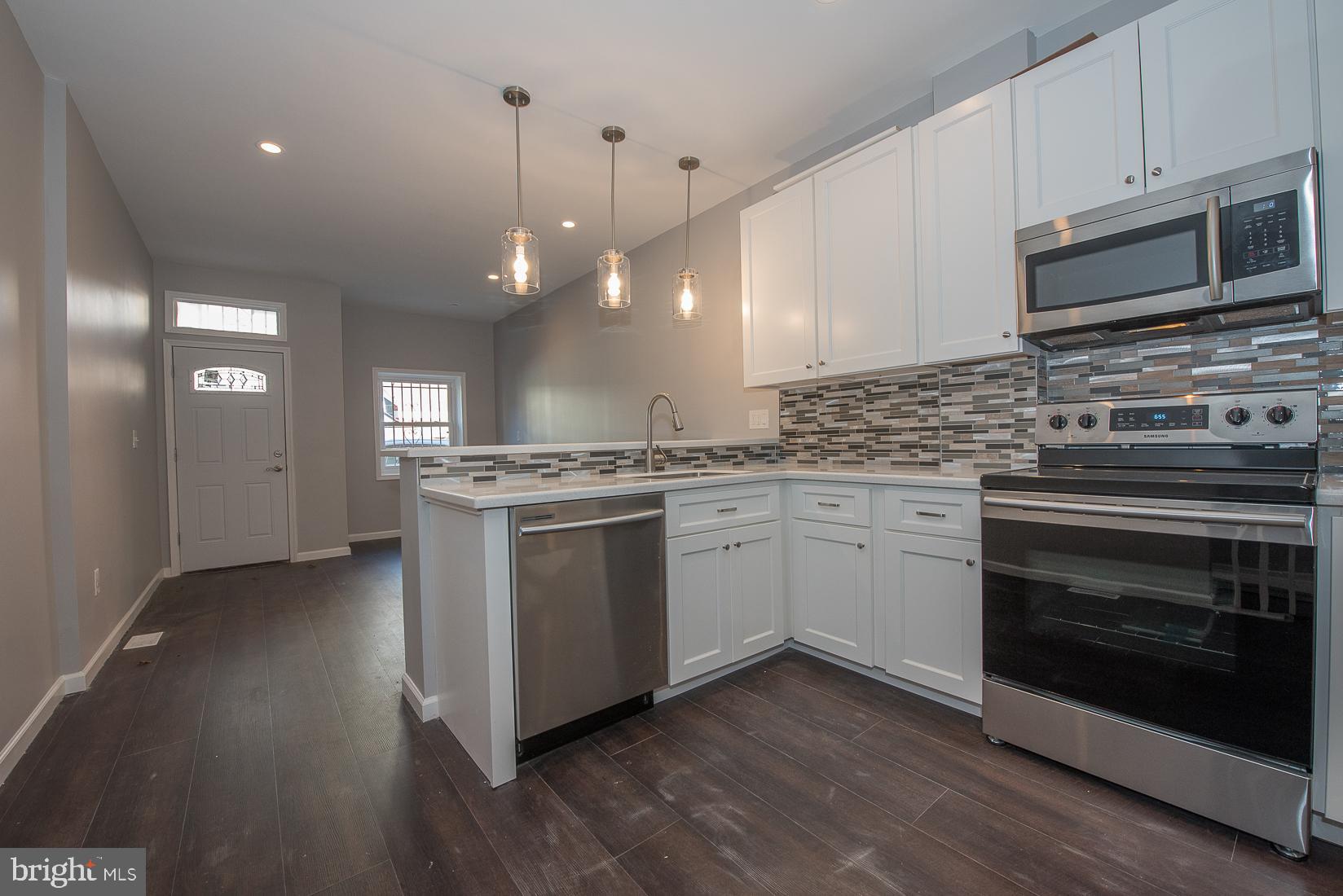 GRADUATE HOSPITAL - Residential Lease