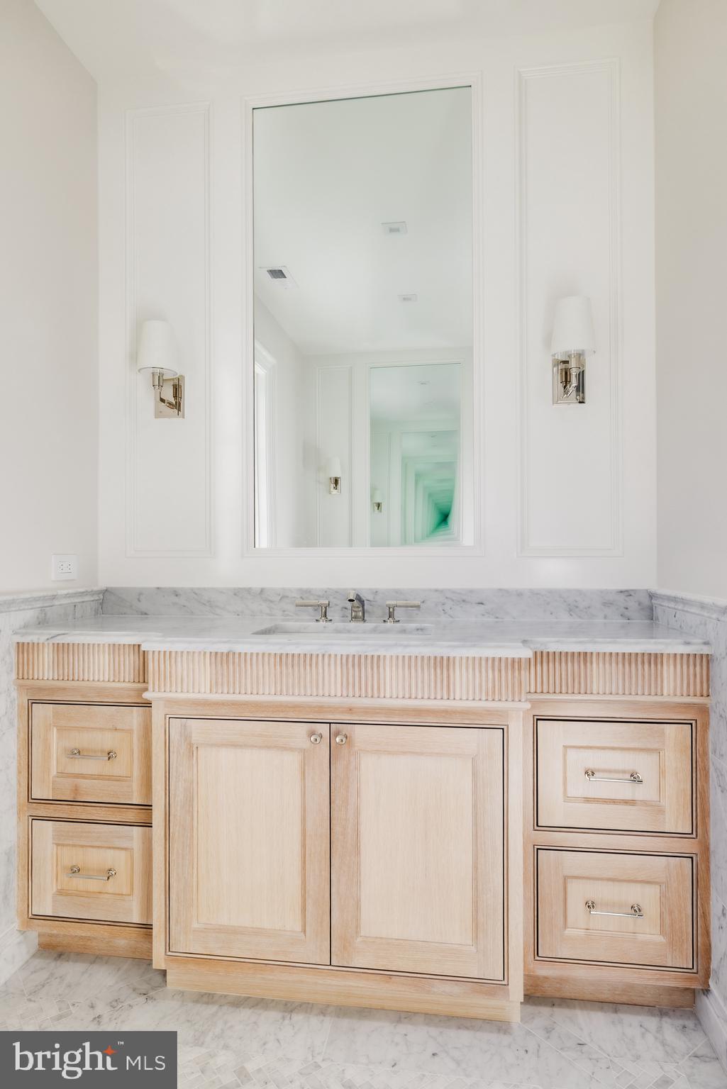 SPRING VALLEY - Residential