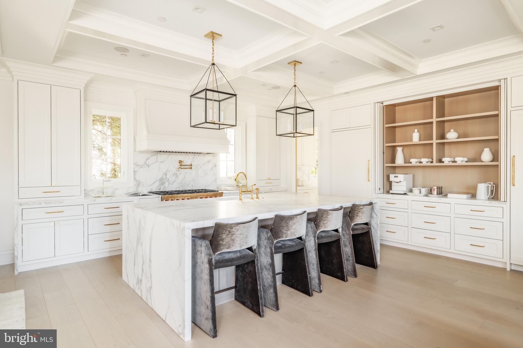 SPRING VALLEY - Residential