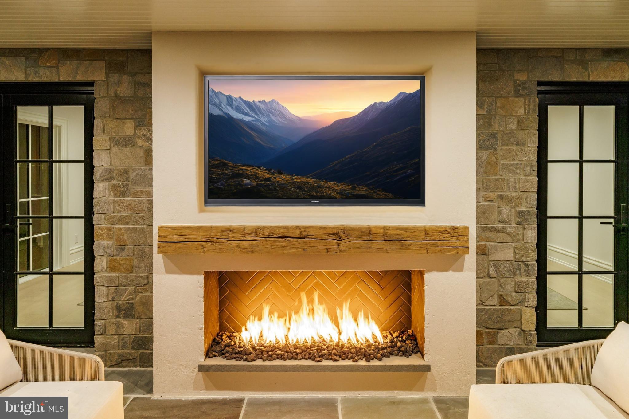 SPRING VALLEY - Residential