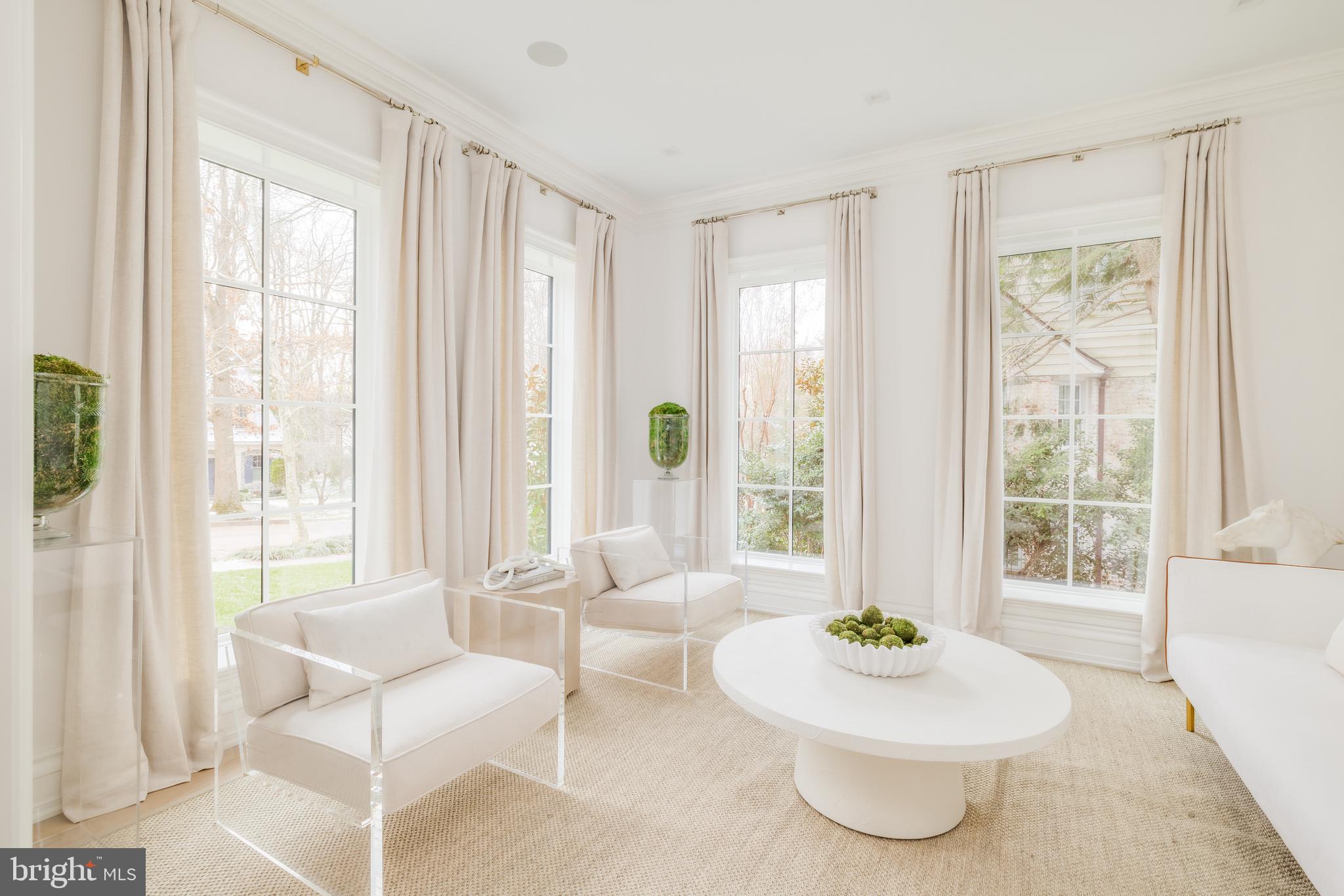 SPRING VALLEY - Residential