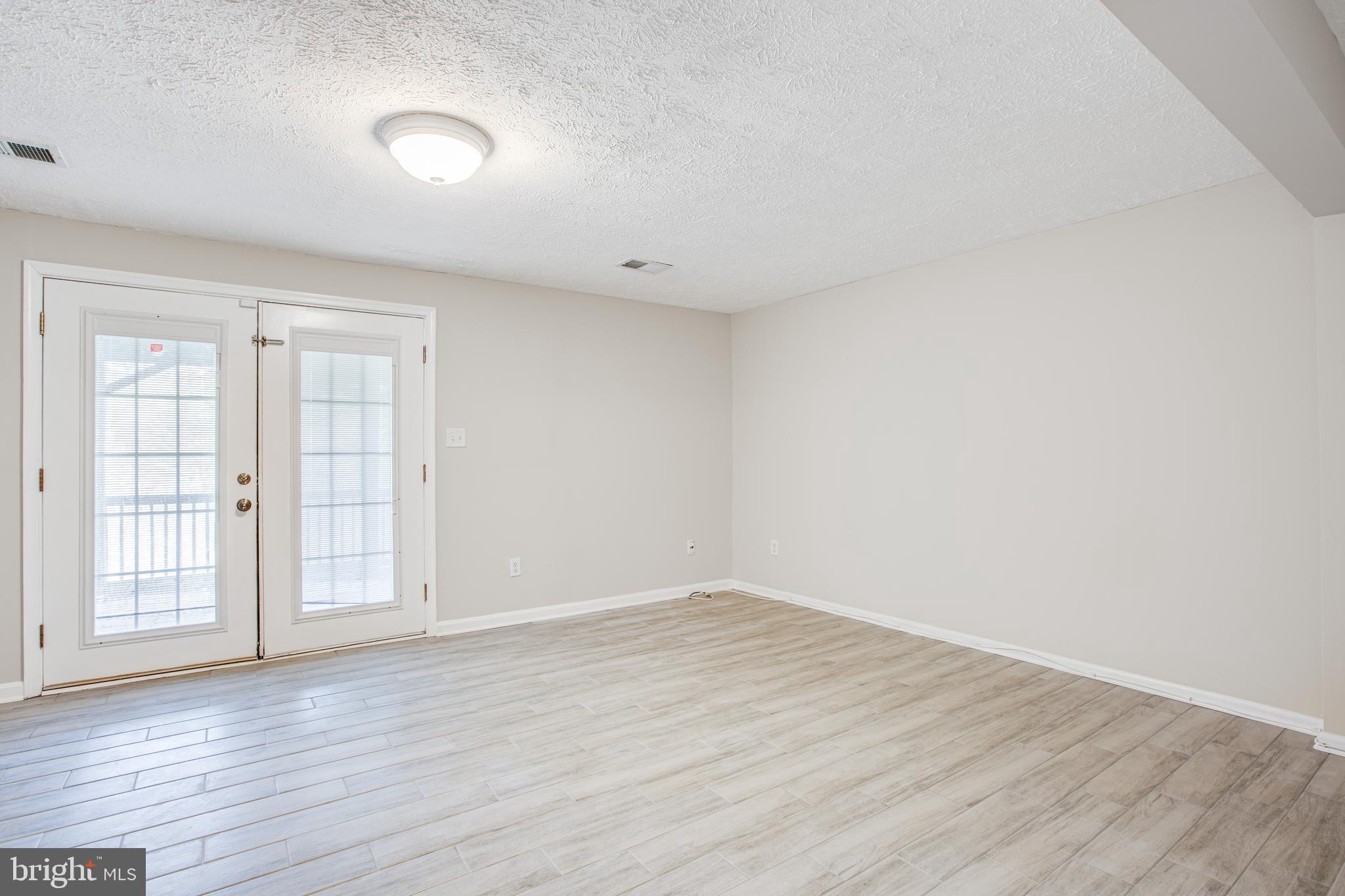 LIBERTY PLACE - Residential