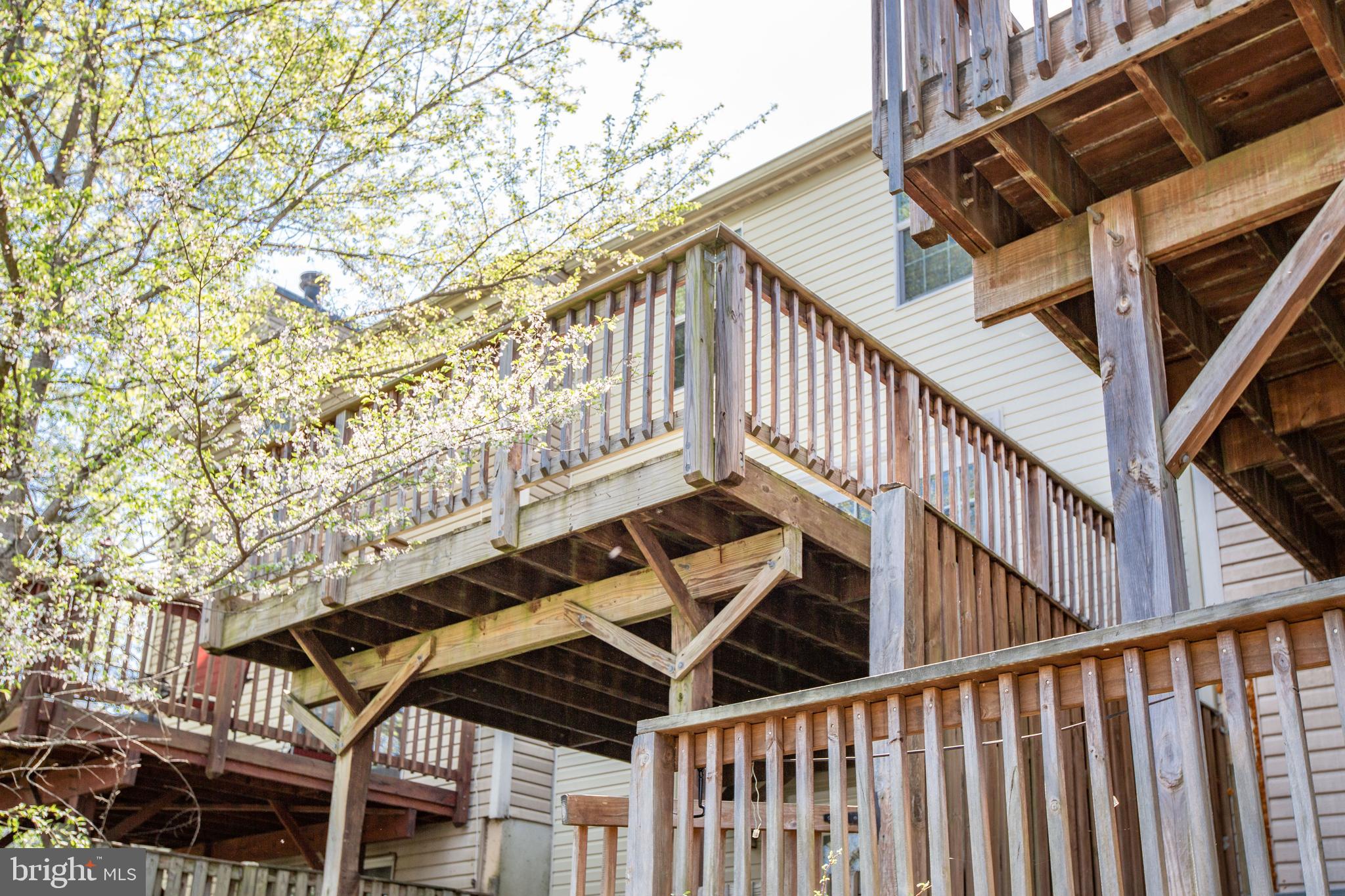 LIBERTY PLACE - Residential
