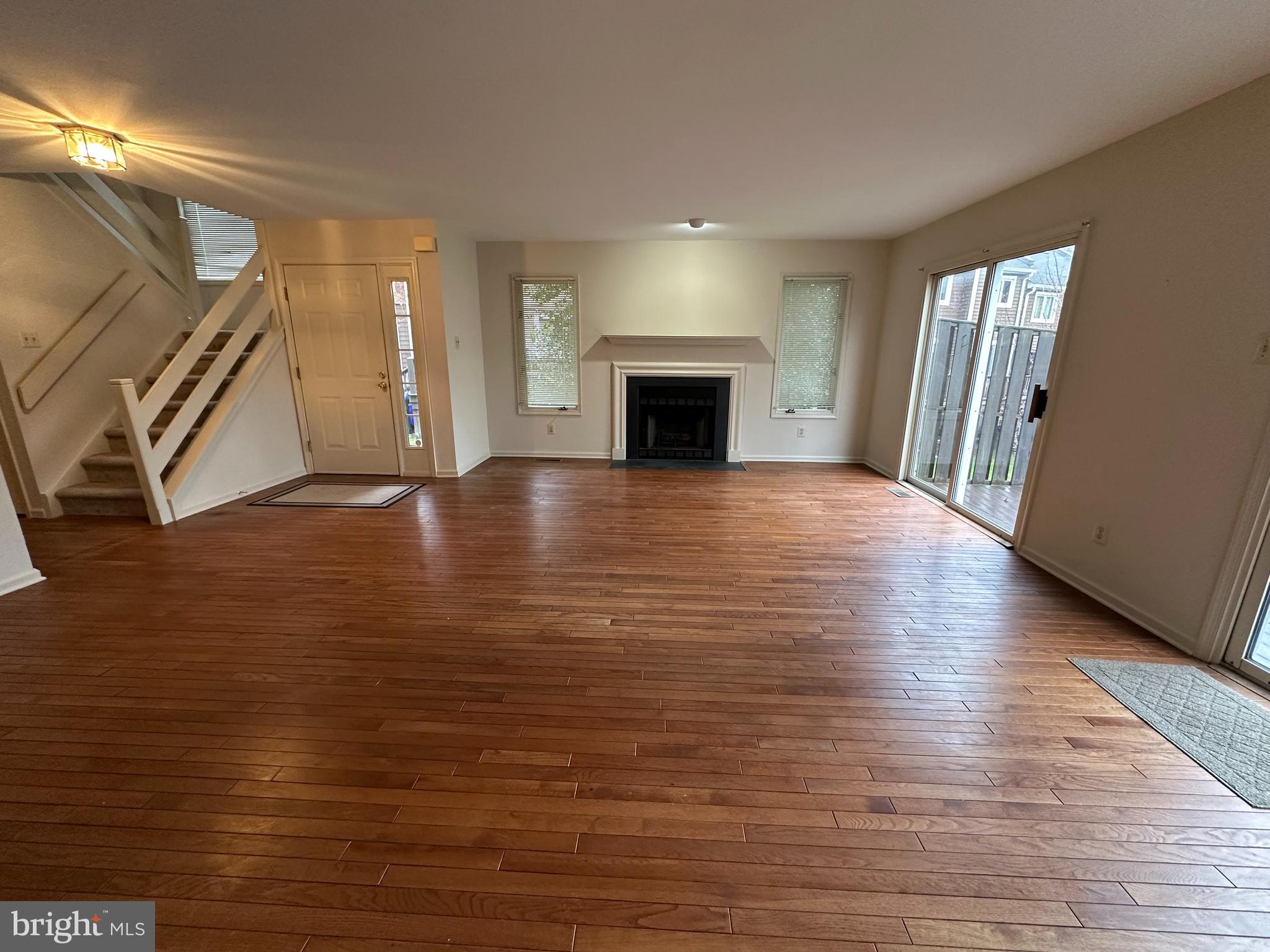 FOX RUN - Residential Lease