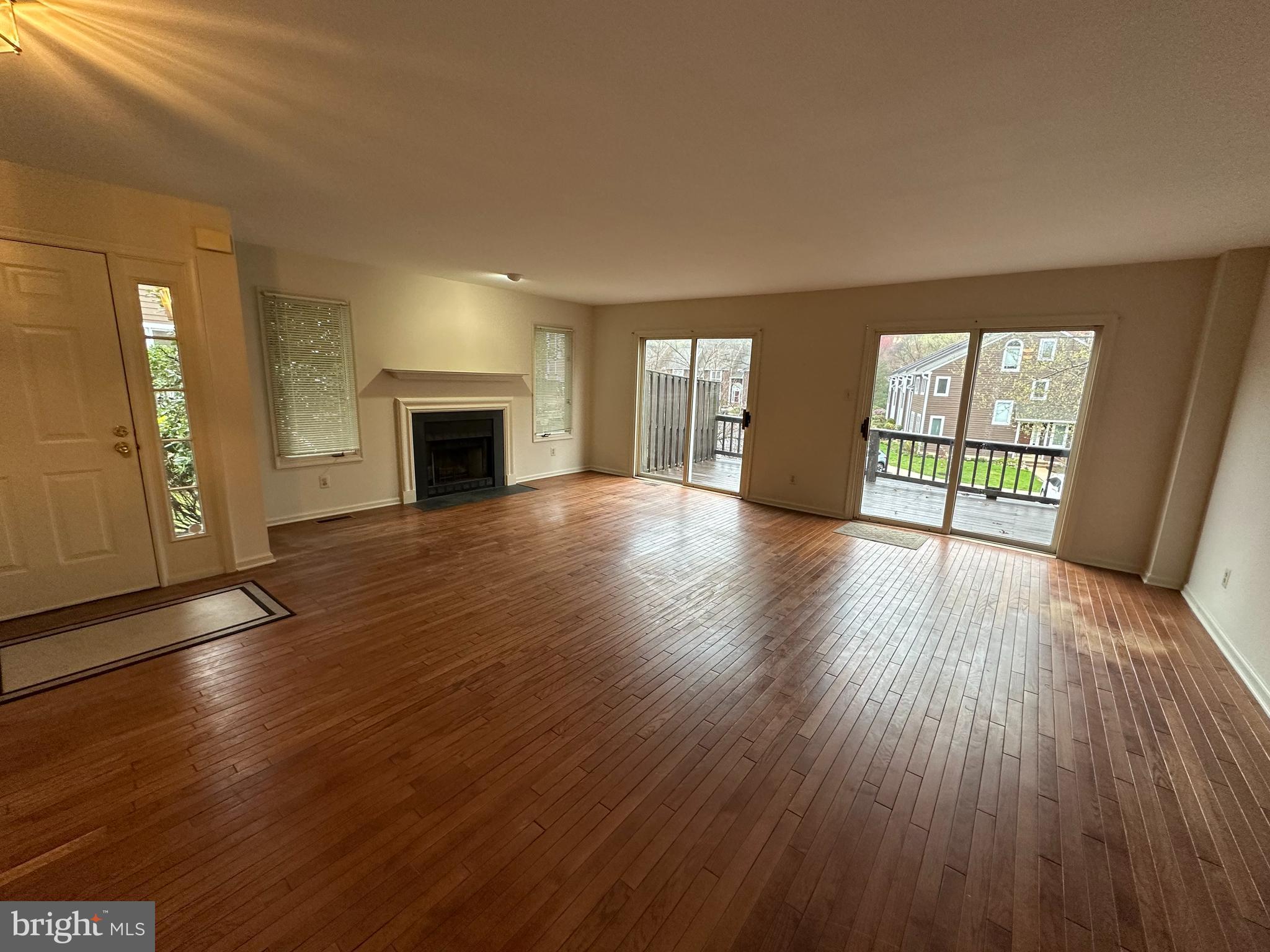 FOX RUN - Residential Lease