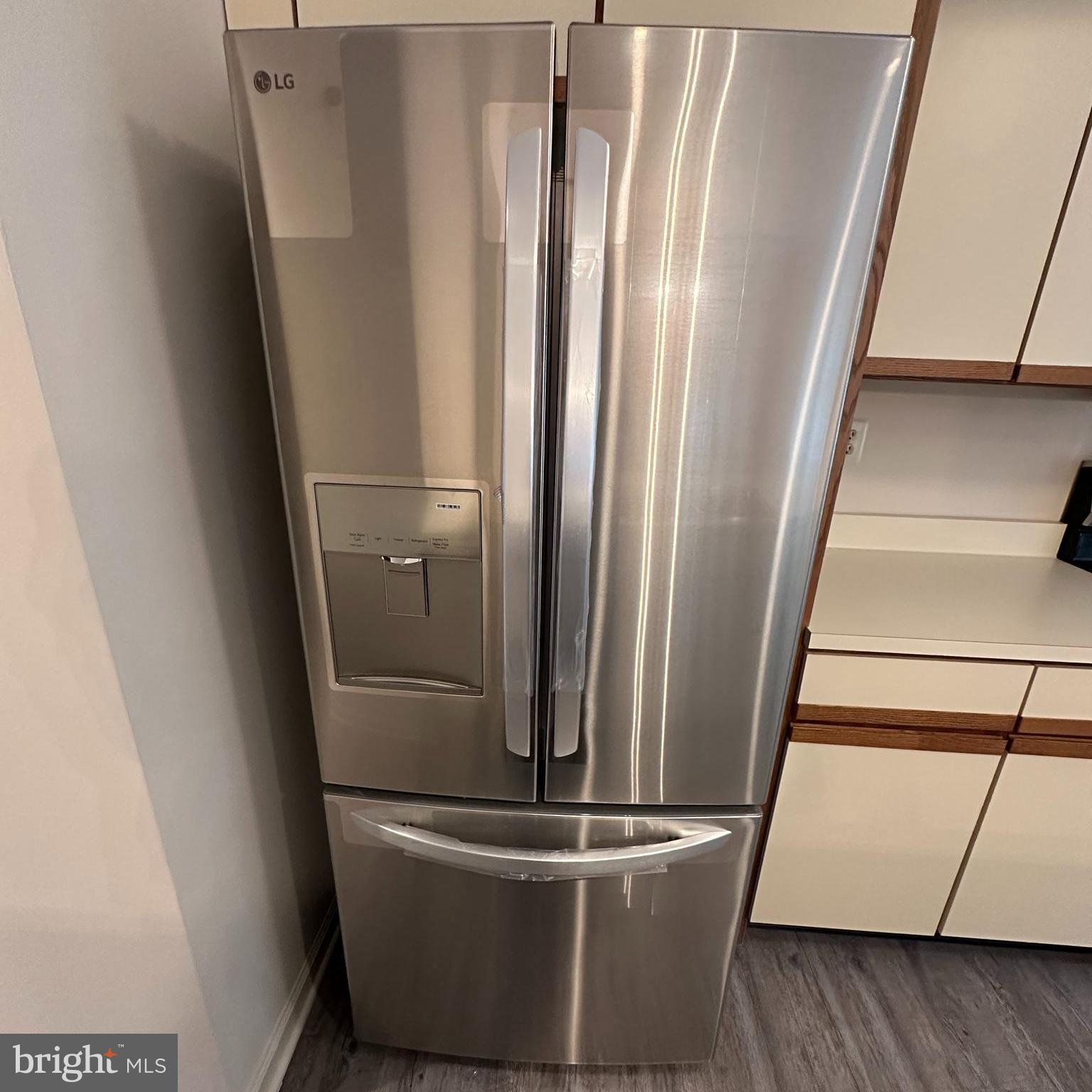 FOX RUN - Residential Lease