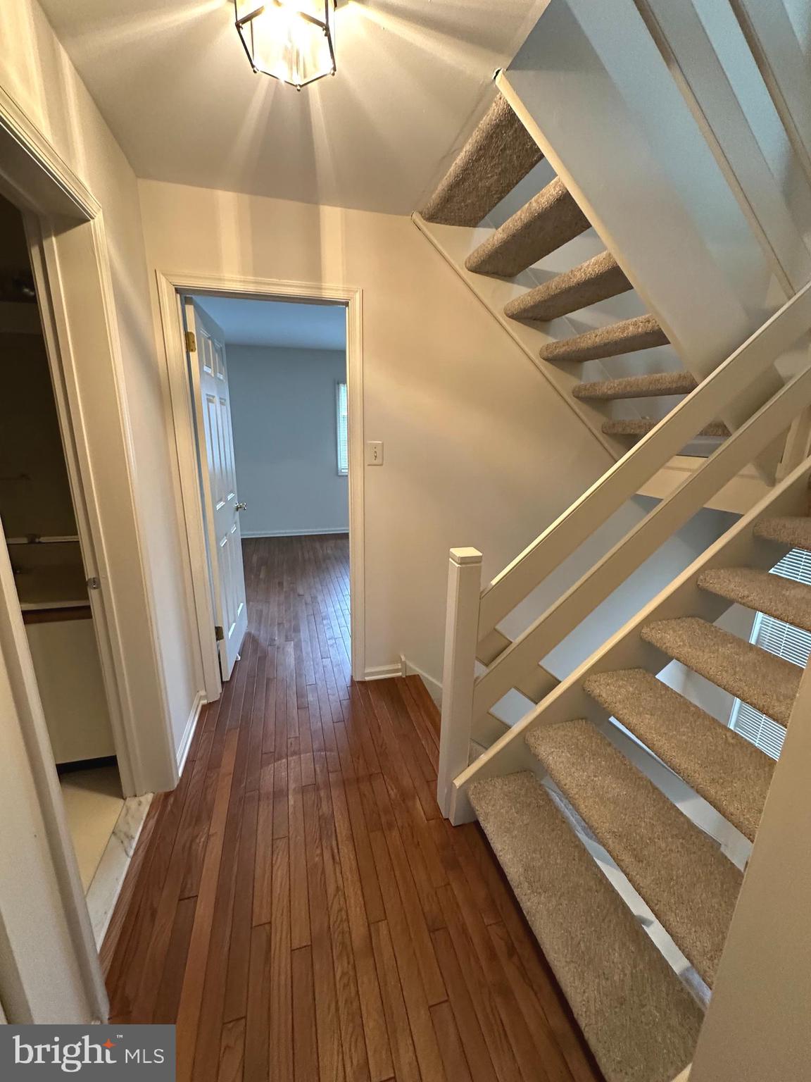 FOX RUN - Residential Lease