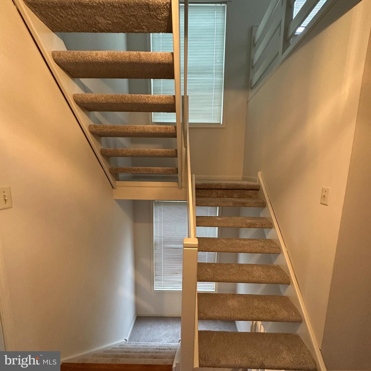 FOX RUN - Residential Lease