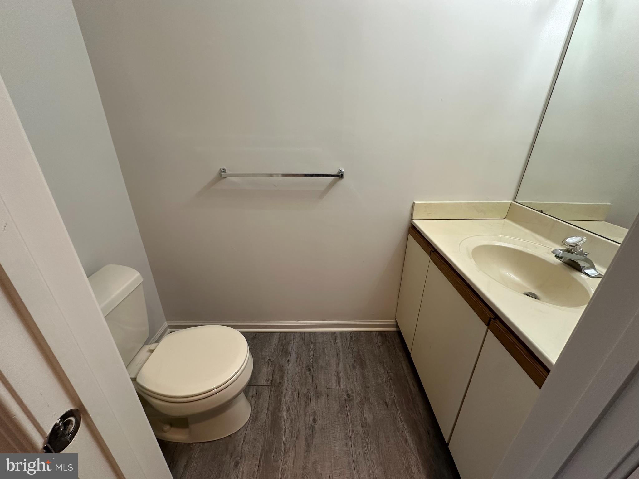 FOX RUN - Residential Lease