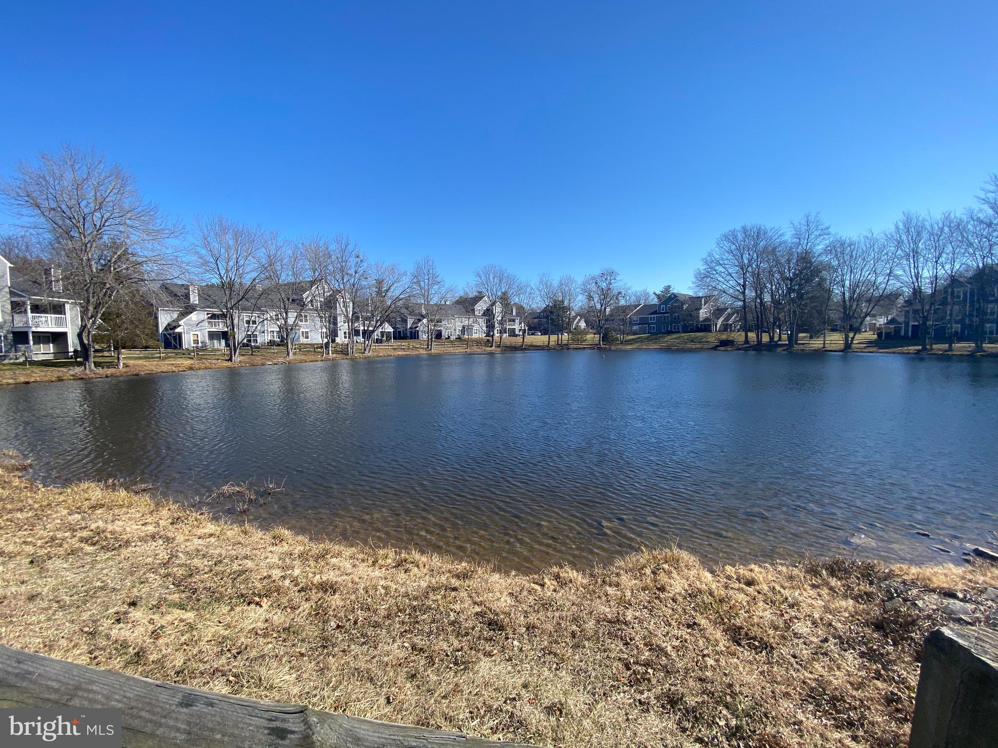 PONDS AT CENTREVILLE - Residential Lease