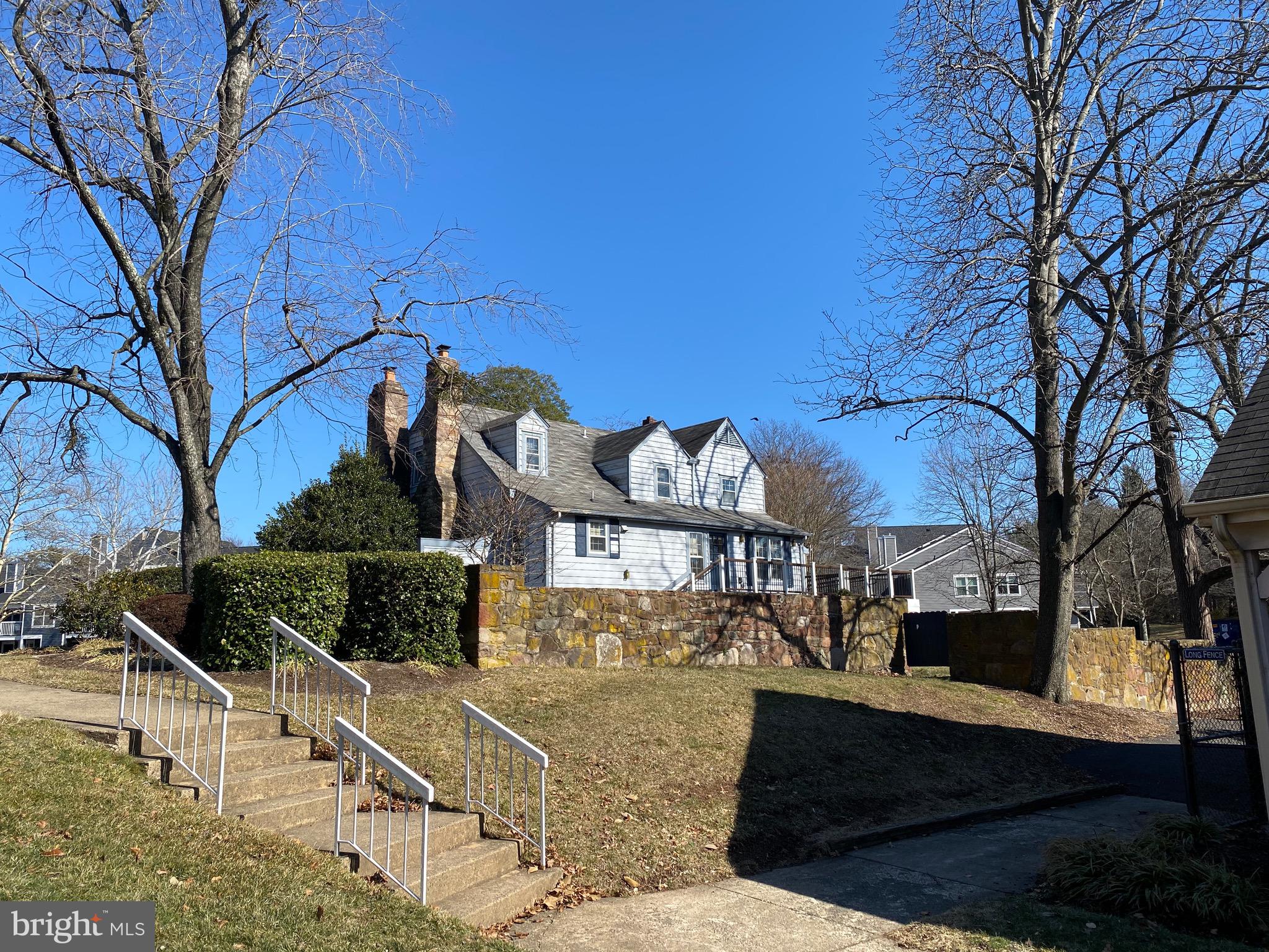 PONDS AT CENTREVILLE - Residential Lease