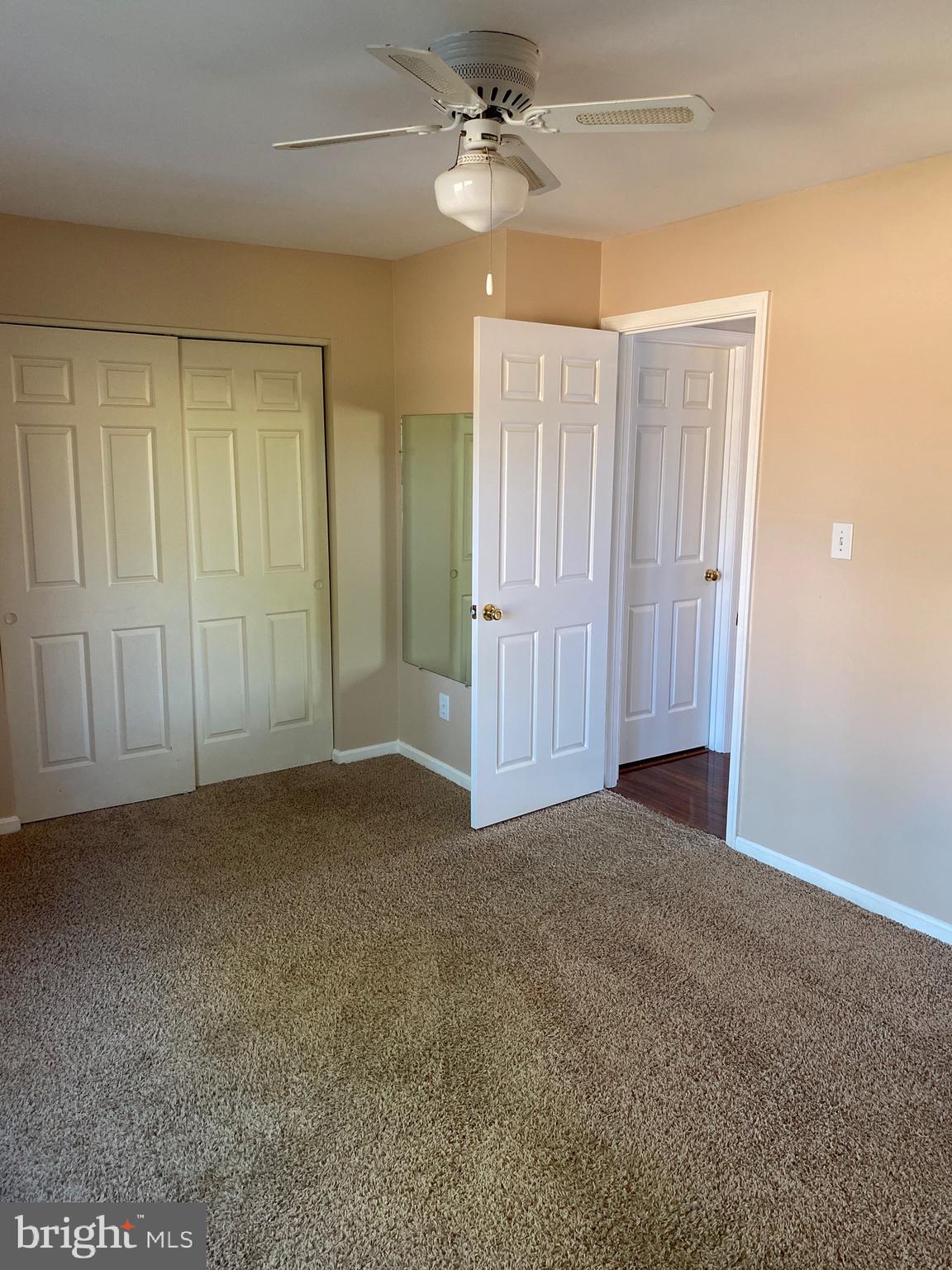 PONDS AT CENTREVILLE - Residential Lease