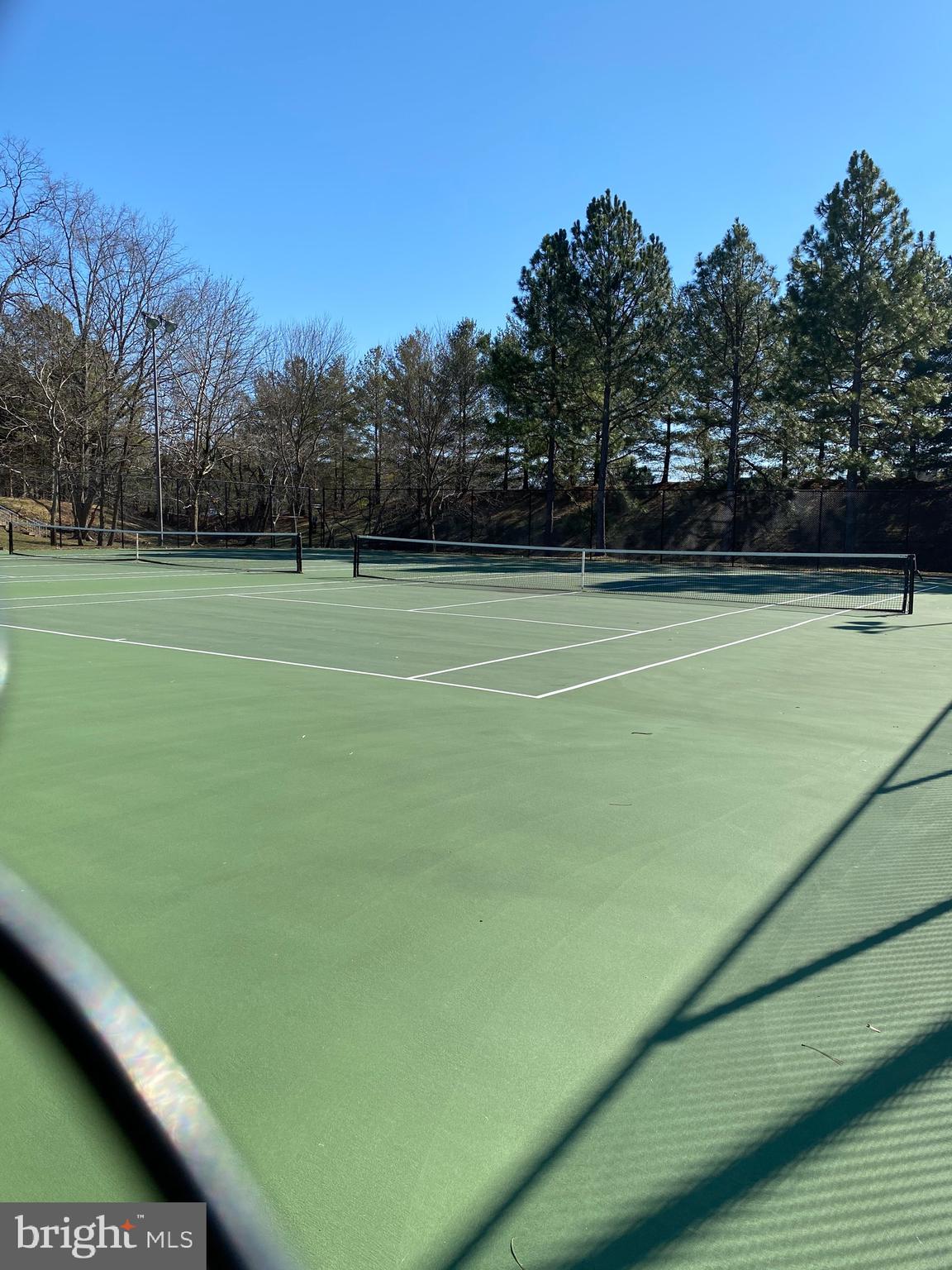 PONDS AT CENTREVILLE - Residential Lease