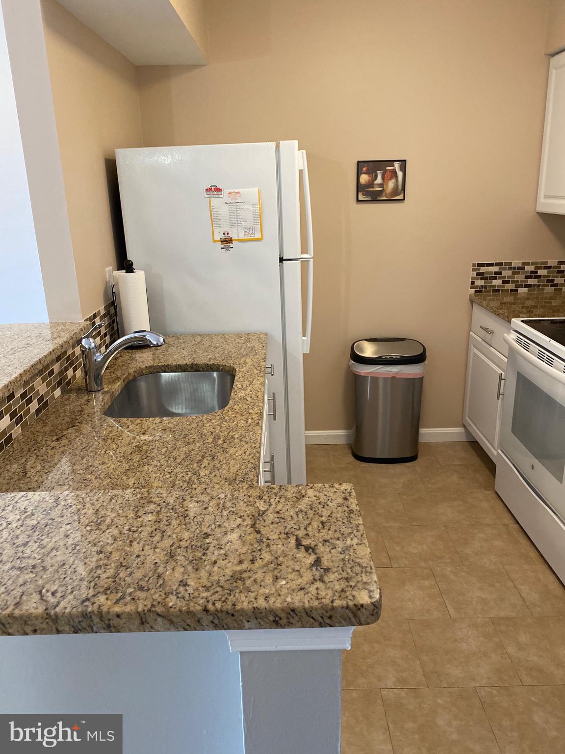 PONDS AT CENTREVILLE - Residential Lease