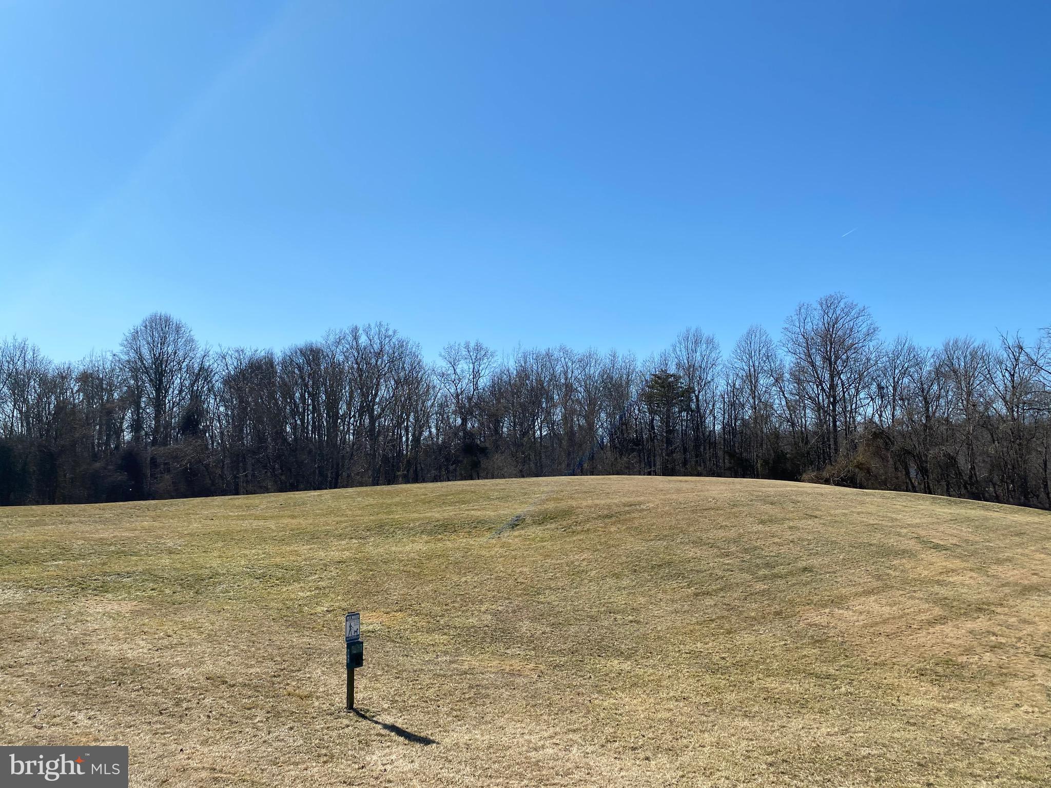 PONDS AT CENTREVILLE - Residential Lease