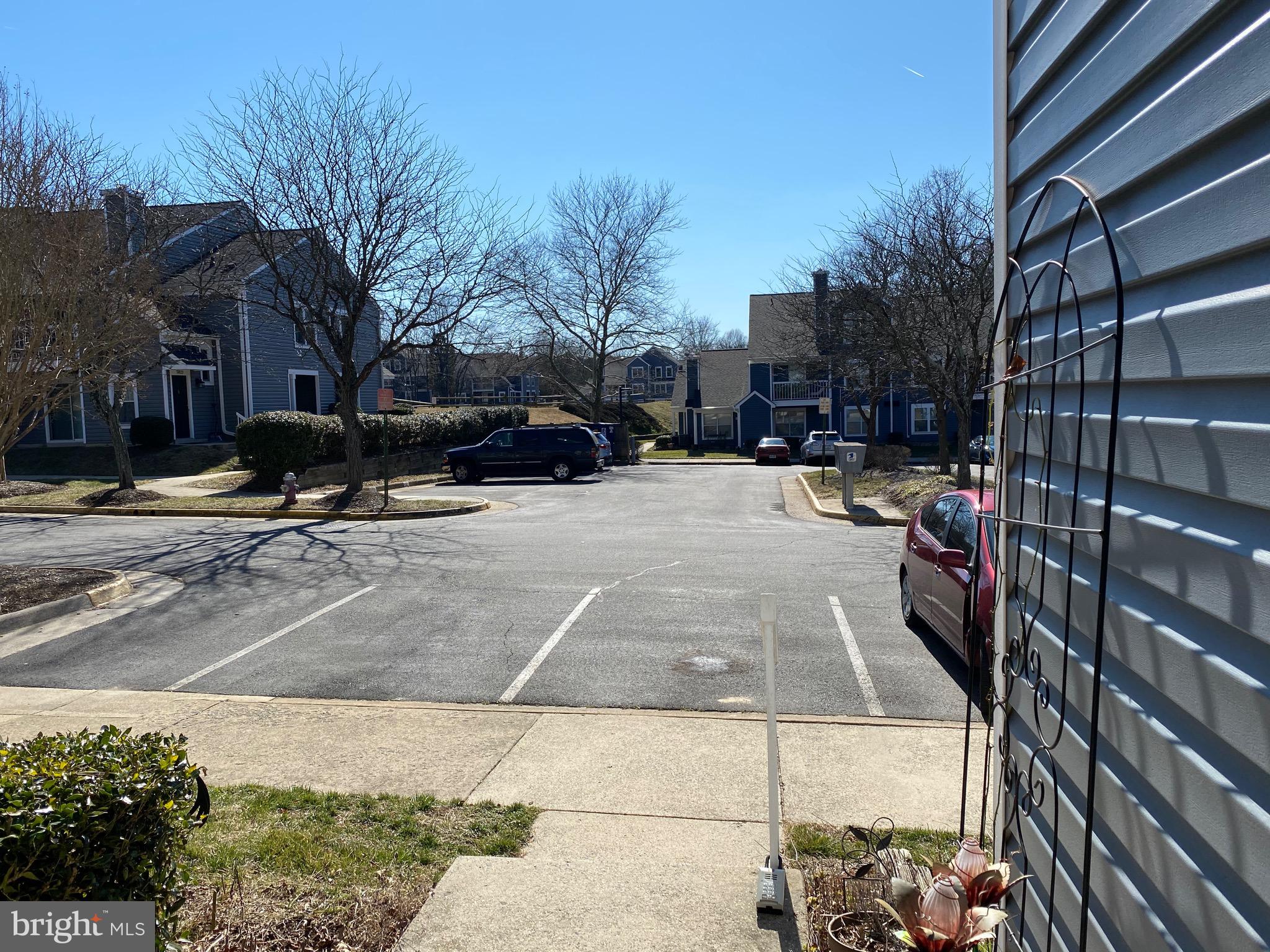 PONDS AT CENTREVILLE - Residential Lease