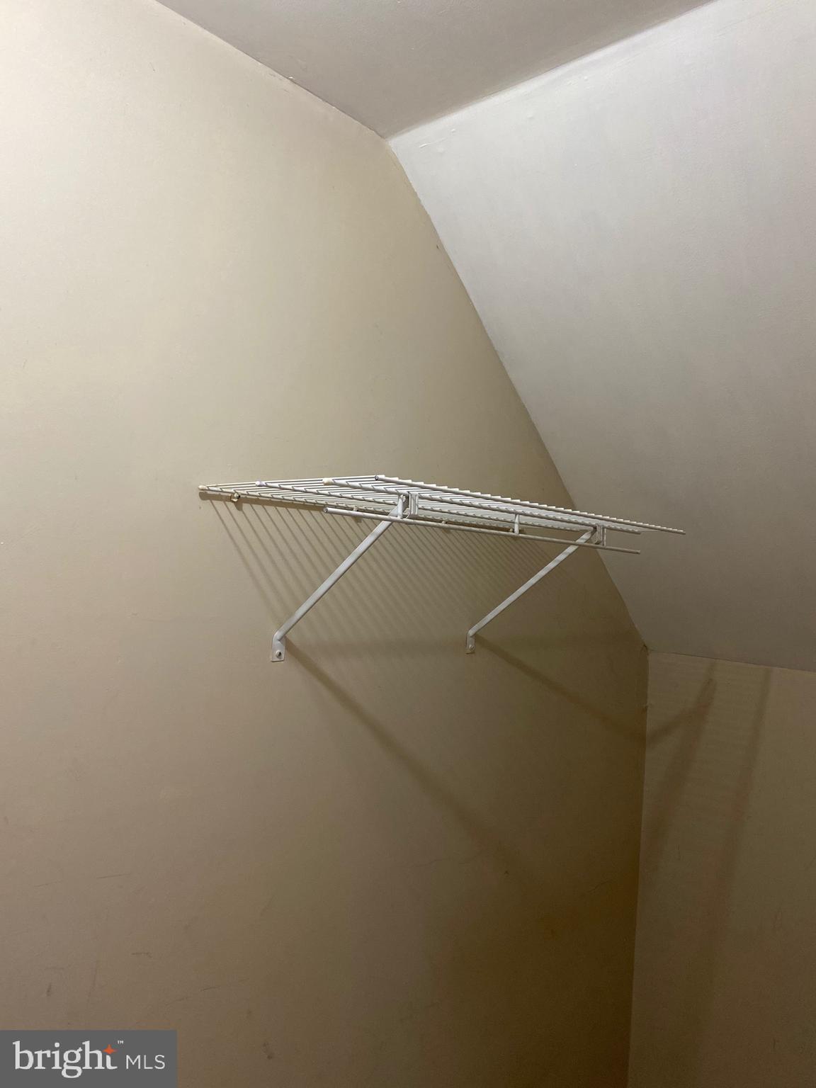 PONDS AT CENTREVILLE - Residential Lease