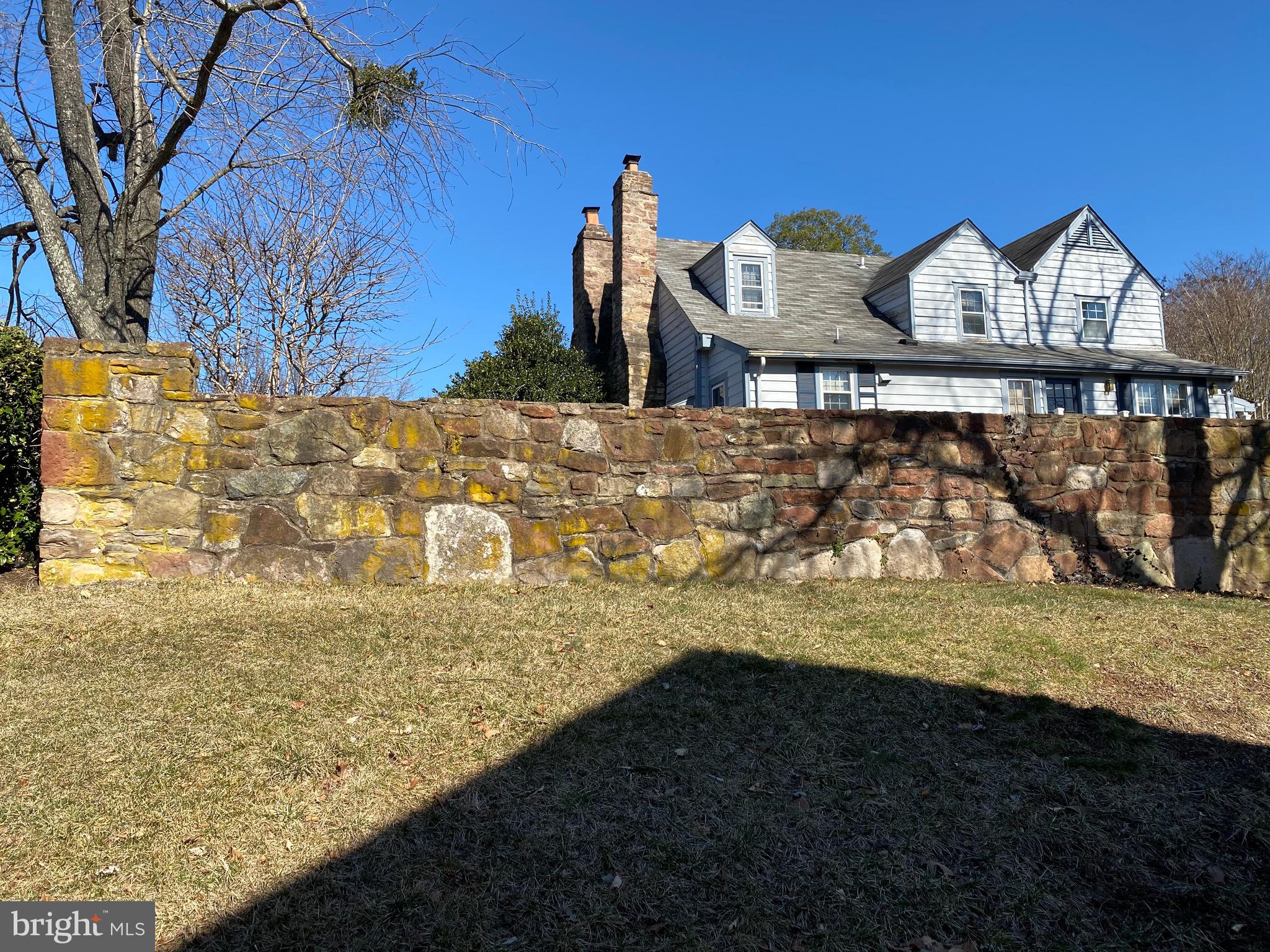 PONDS AT CENTREVILLE - Residential Lease