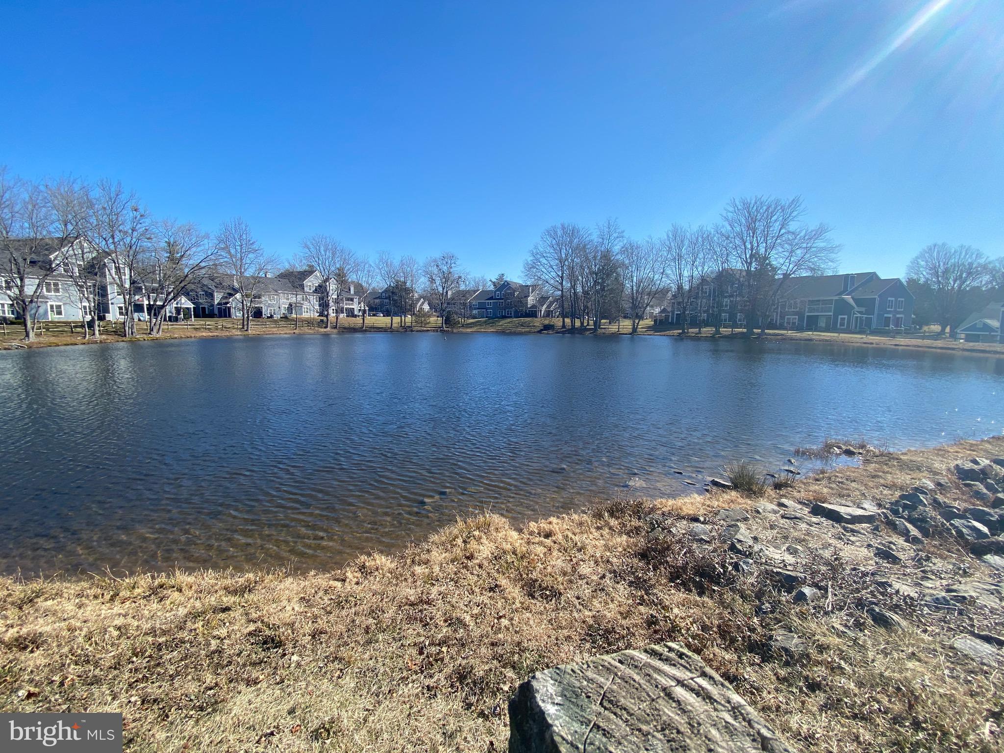PONDS AT CENTREVILLE - Residential Lease