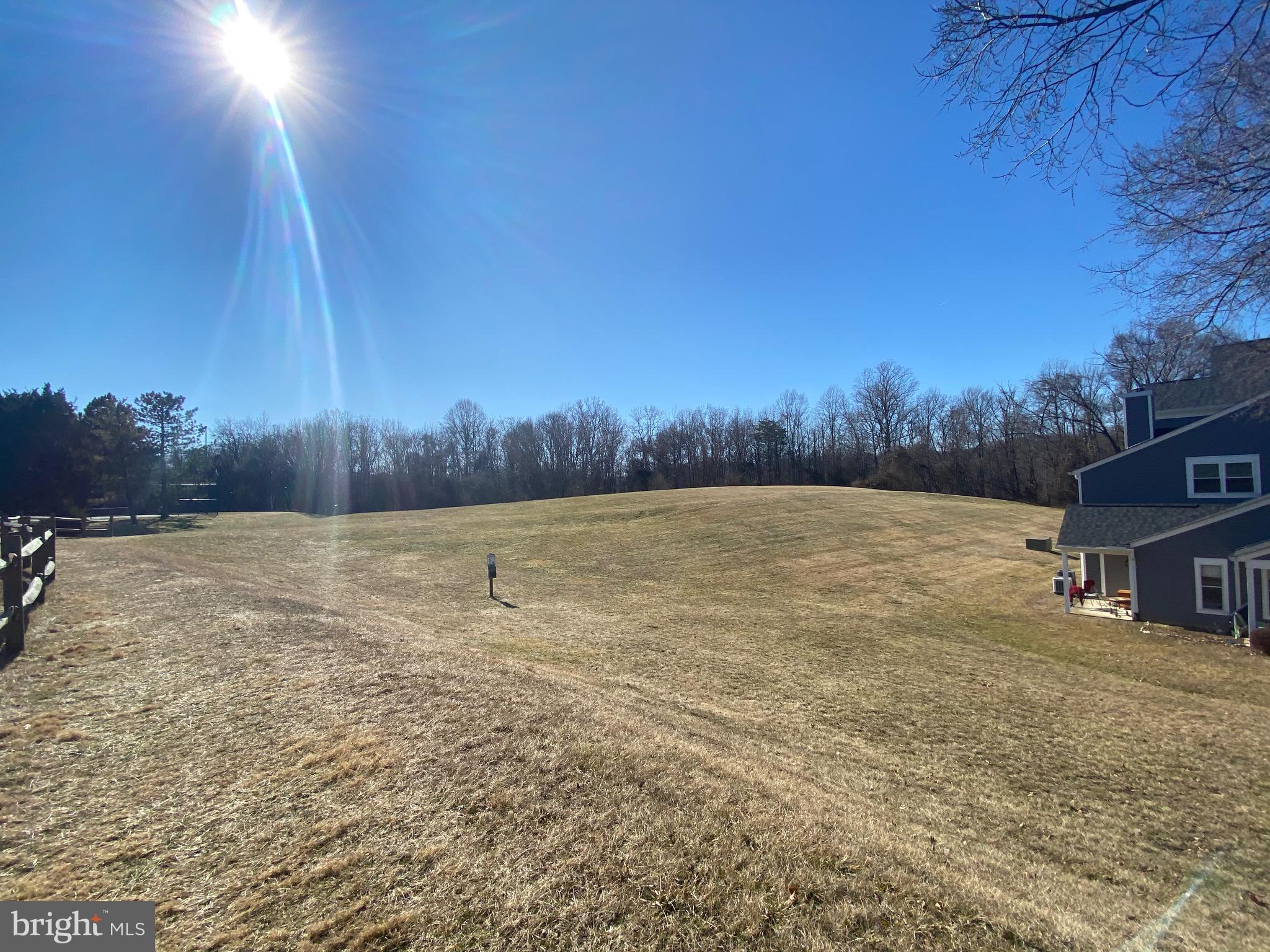 PONDS AT CENTREVILLE - Residential Lease