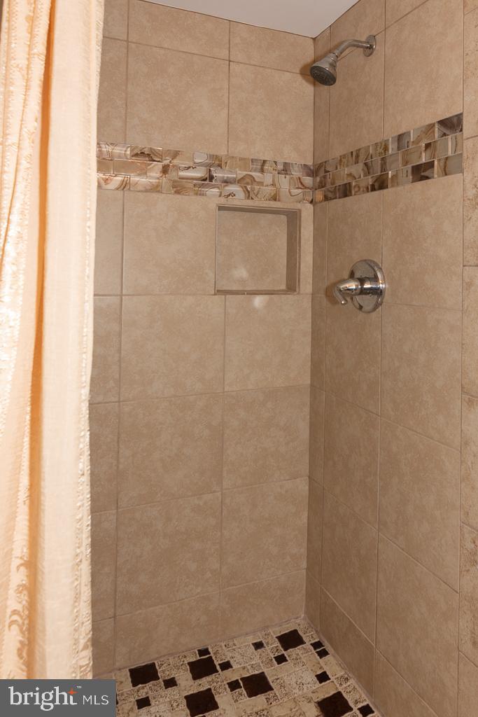 CLINTON VIEW - PLAT ONE - Residential