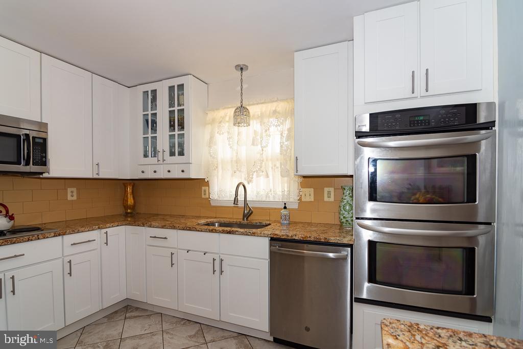 CLINTON VIEW - PLAT ONE - Residential