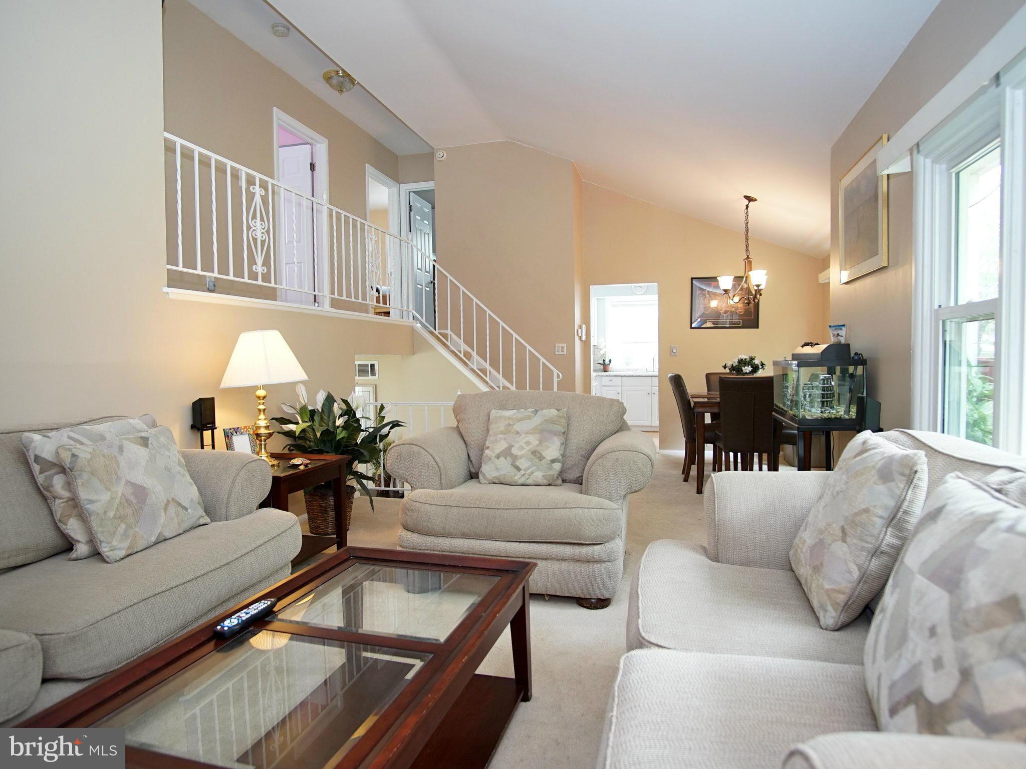 CAMPFIELD GARDENS - Residential