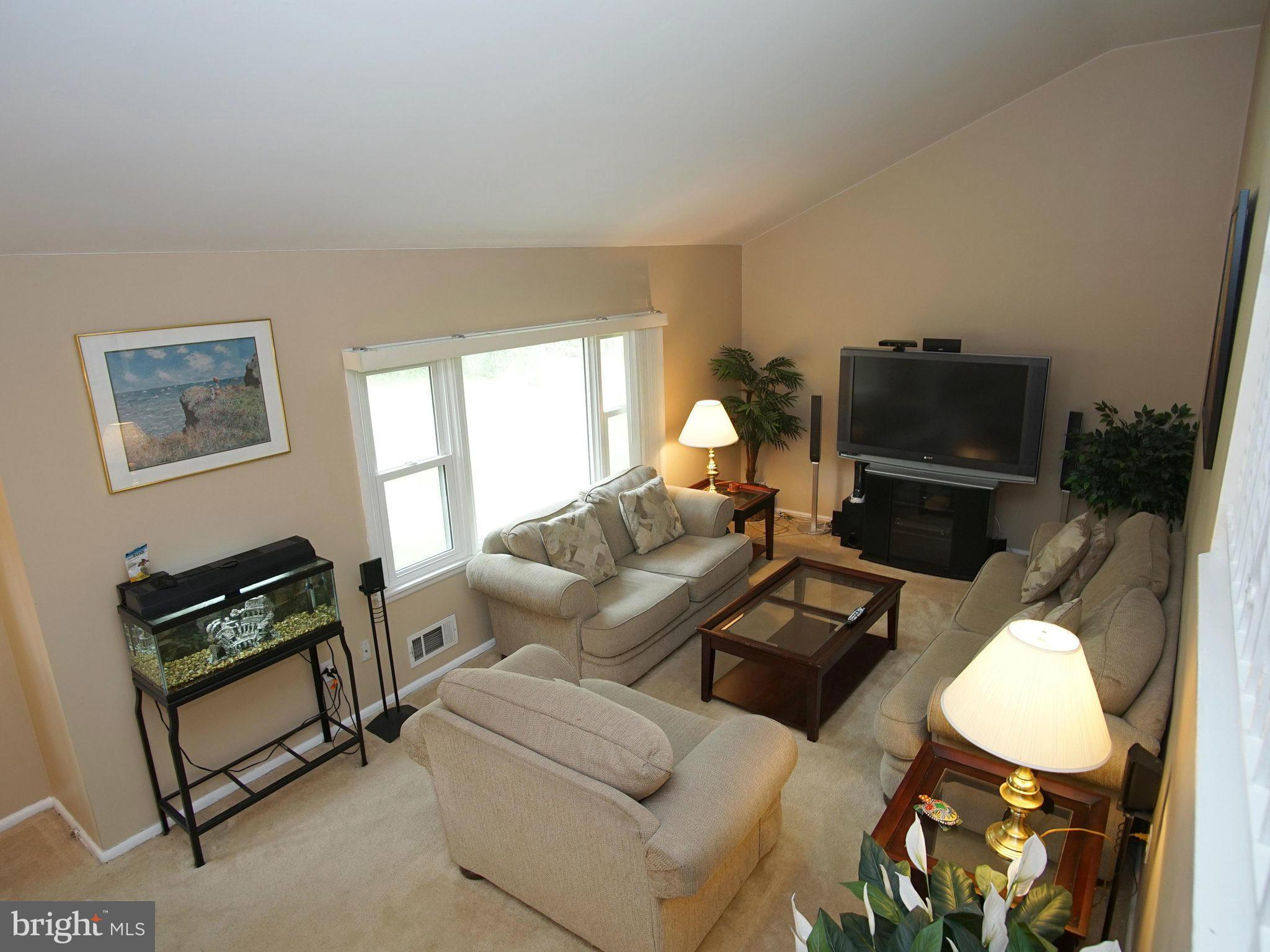 CAMPFIELD GARDENS - Residential