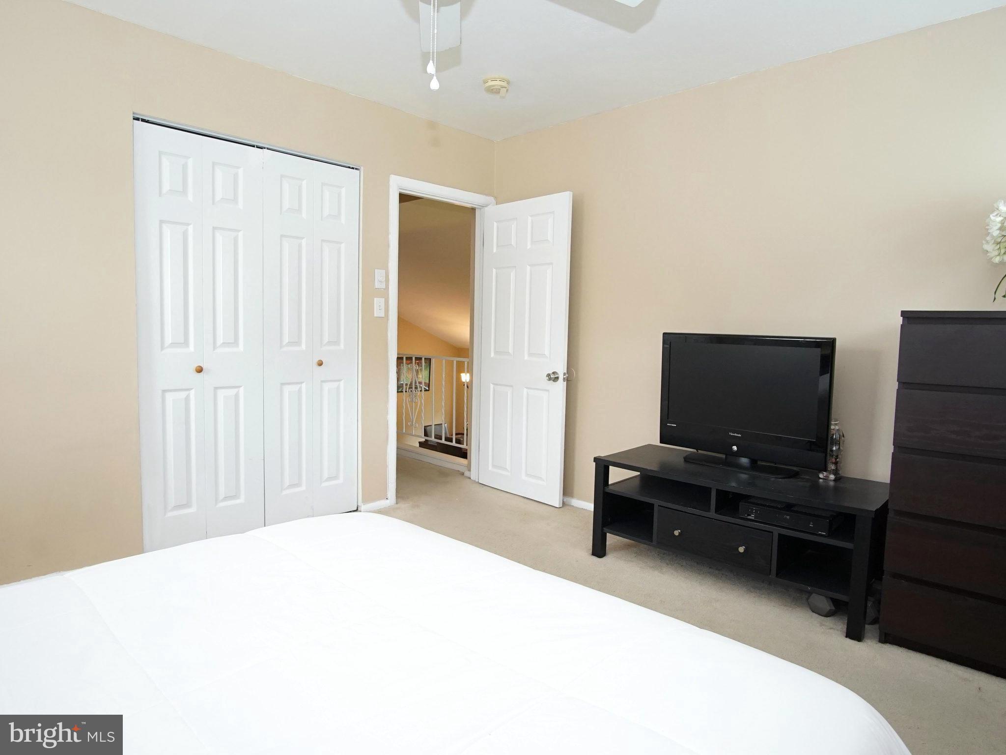 CAMPFIELD GARDENS - Residential