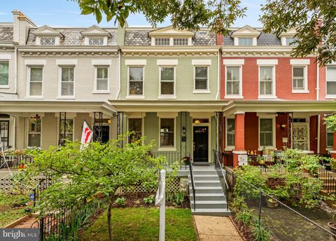 222 TENNESSEE AVENUE NE WASHINGTON DC 20002