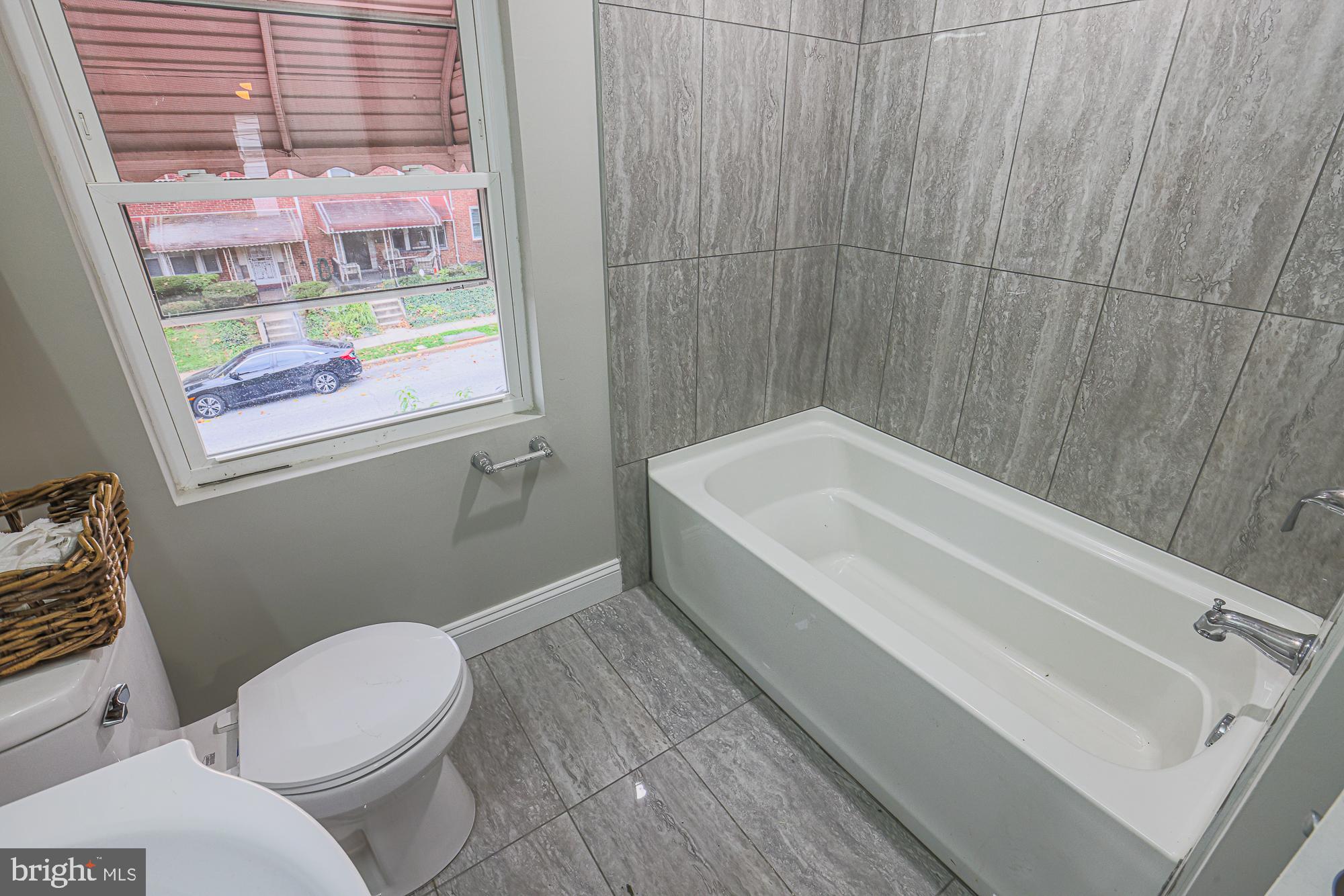 ARLINGTON - Residential