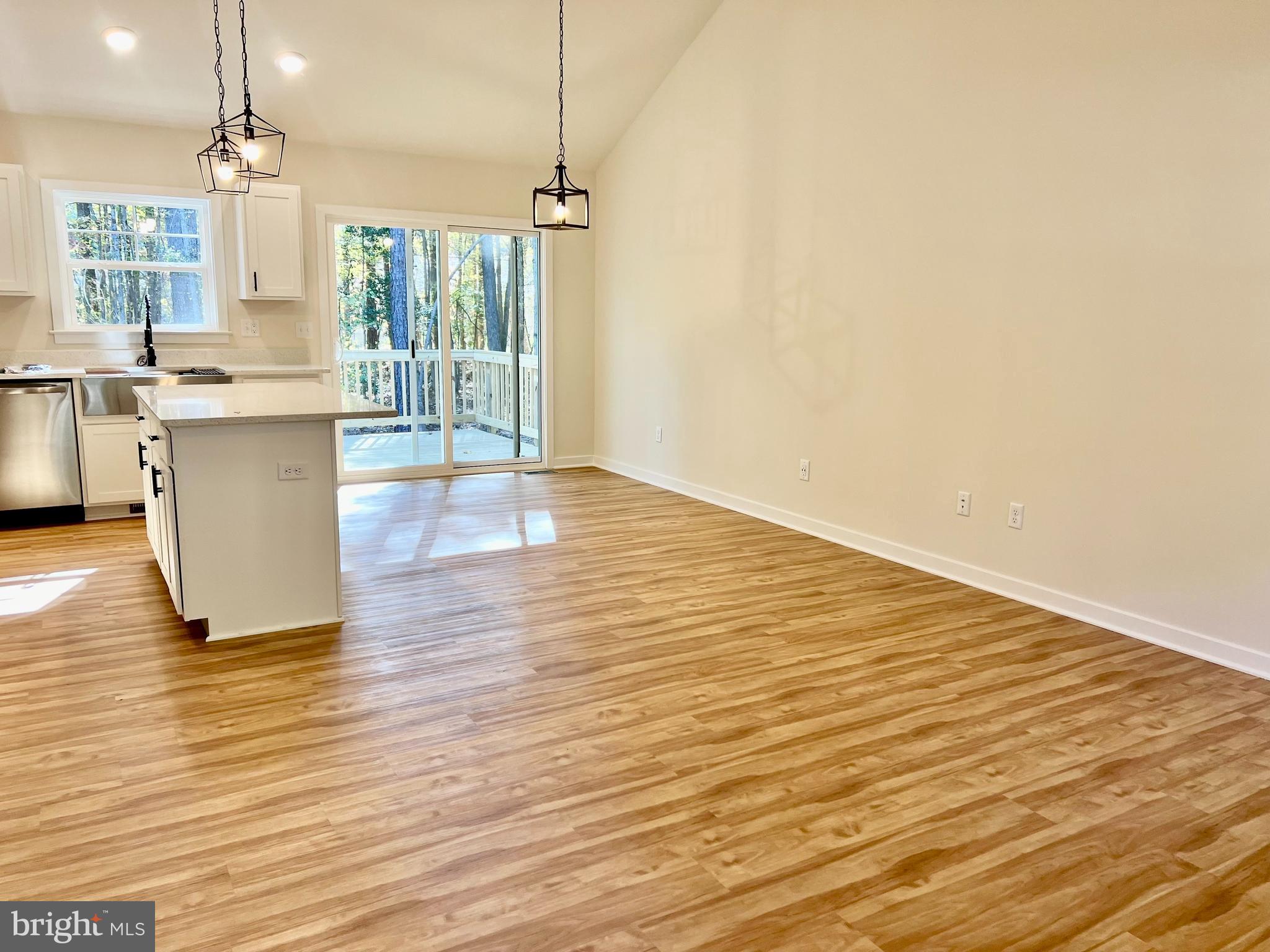 PLACID BAY ESTATES - Residential Lease