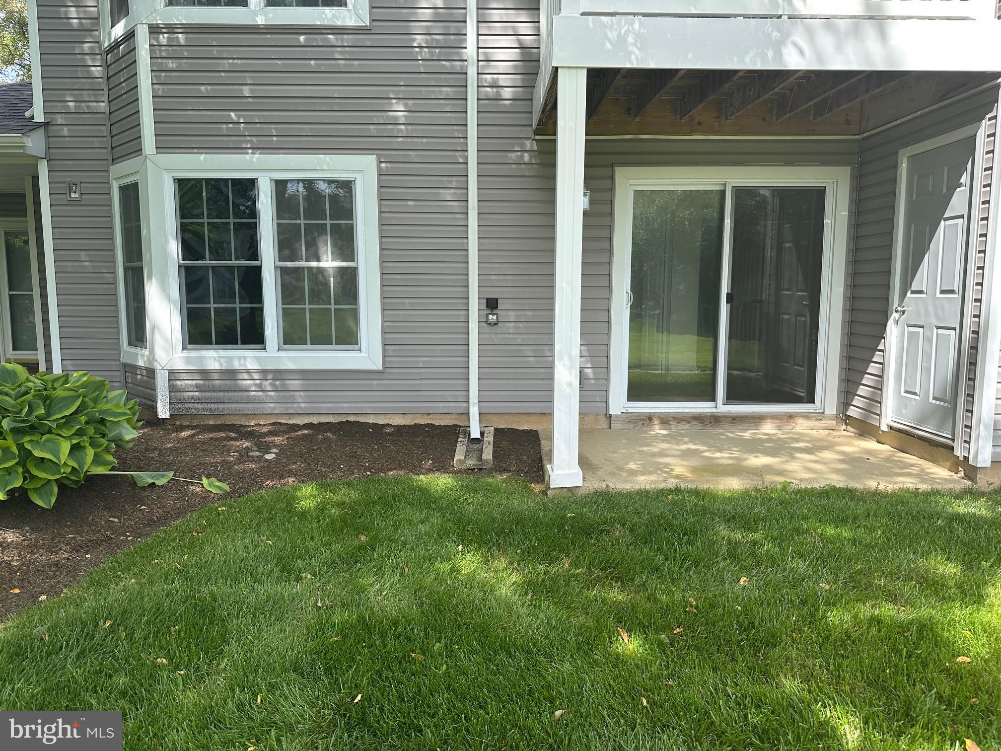 TAMERLANE - Residential Lease