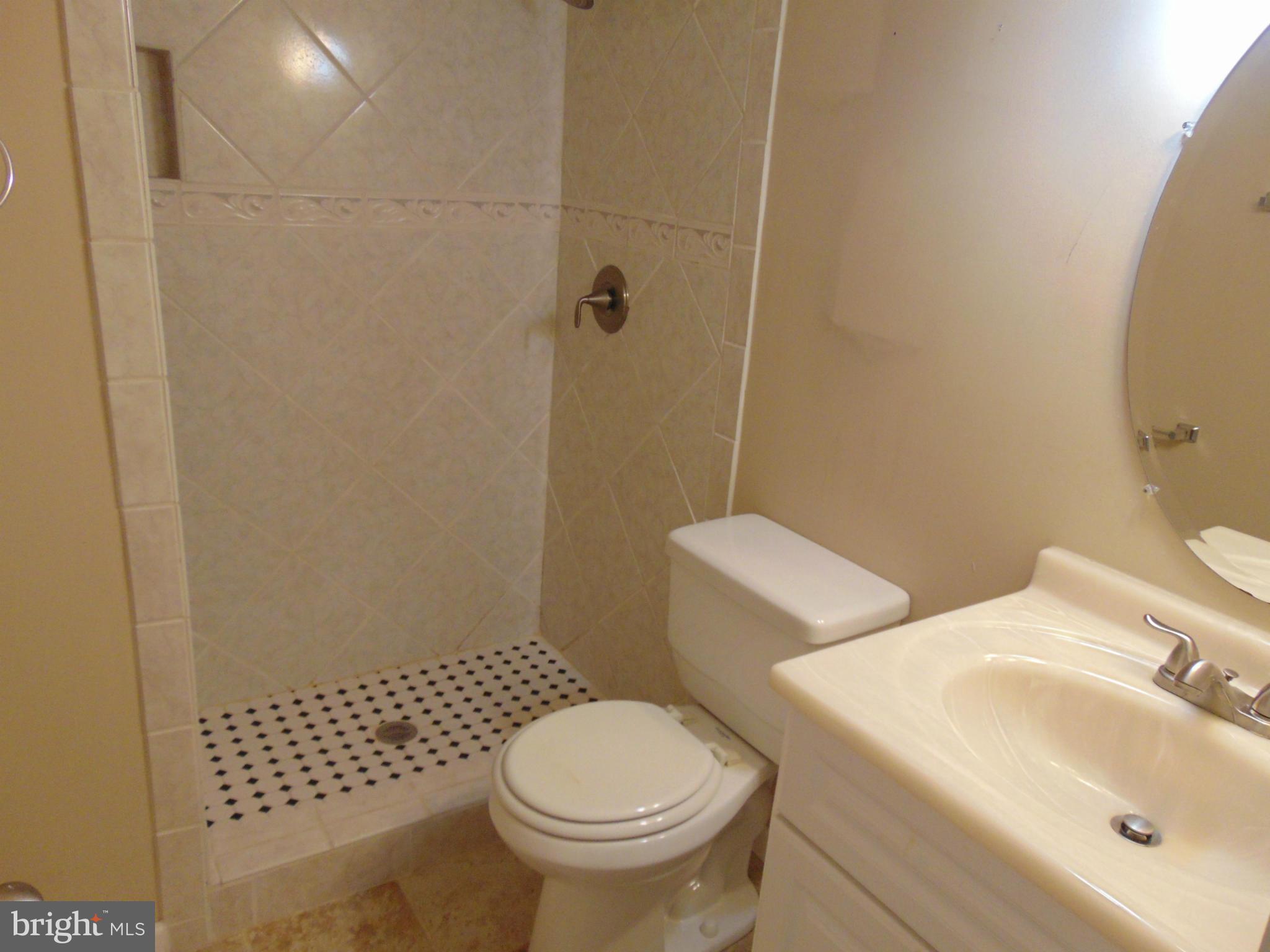 MEADOWLARK - Residential Lease