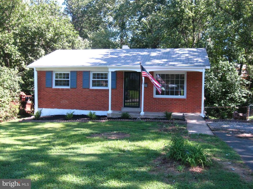 JUST UPDATED, NEW KITCHEN WITH GRANITE AND STAINLESS STEEL APPLIANCES, NEW SHAKER STYLE CABINETS, FRESH PAINT INSIDE AND OUT, NEW CARPETING (BUT THERE  ARE HARDWOODS UNDERNEATH ON THE UPPER LEVEL) NEW LAMINATE FLOORING ON THE LOWER LEVEL, NEW LIGHTING,  A HUGE WORKSHOP IN THE BACKYARD WITH ELECTRIC FOR THE HOBBYIST, AUTO ENTHUSIAST AND GARDNER.   PLENTY OF SPACE FOR ALL OF THOSE PROJECTS THAT YOU DON'T WANT TO DO INSIDE YOUR HOME.  THERE IS AN EXTRA ROOM THAT IS FINISHED IN LOWER LEVEL THAT COULD BE USED FOR AN OFFICE