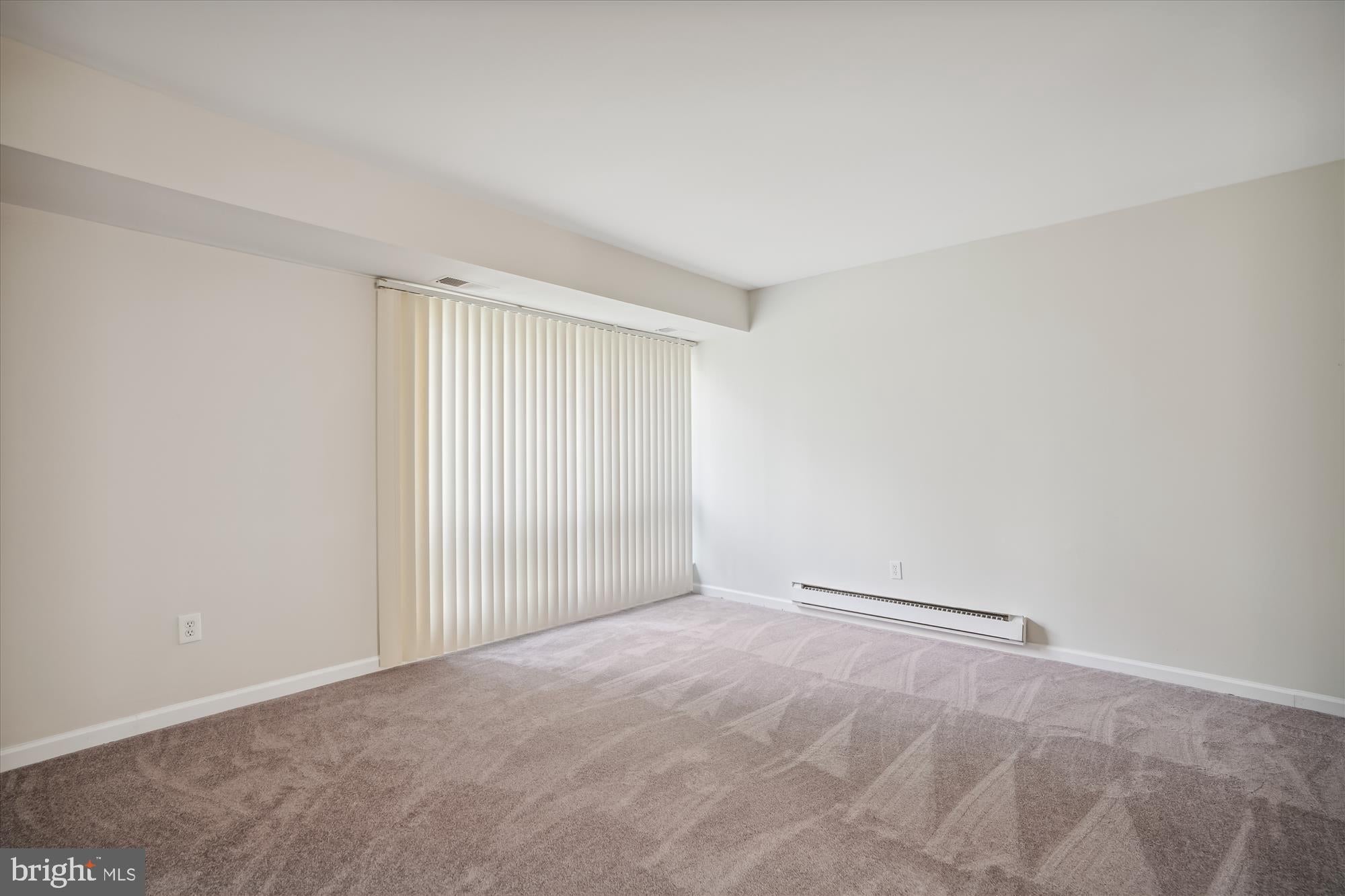 8857 TAMEBIRD COURT E T27