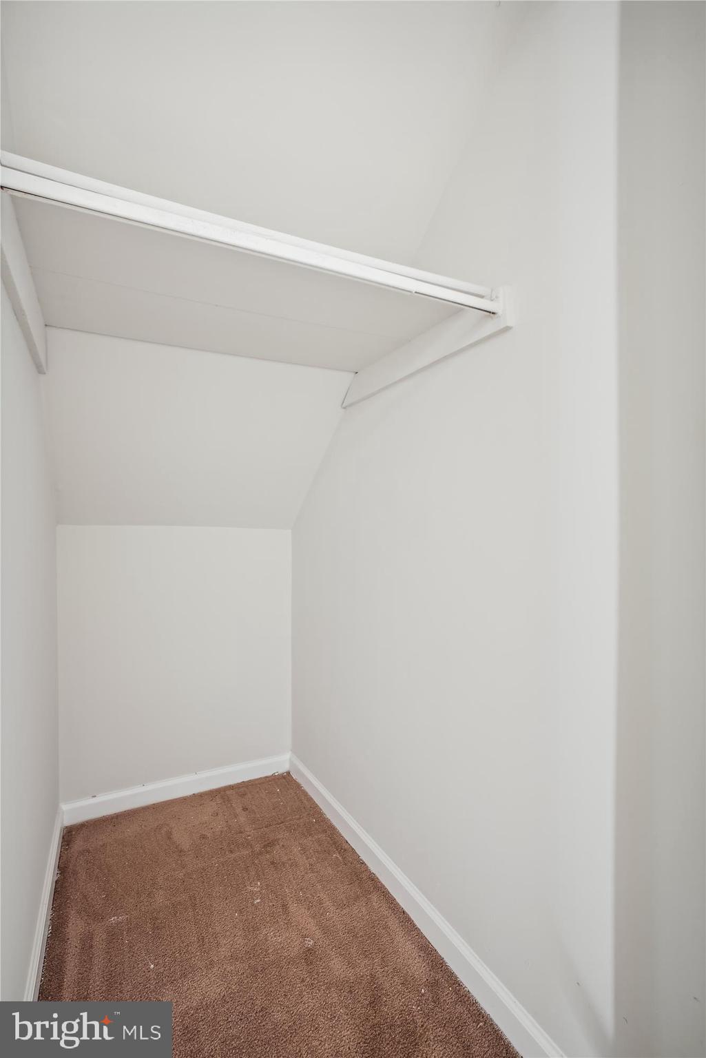 8857 TAMEBIRD COURT E T27
