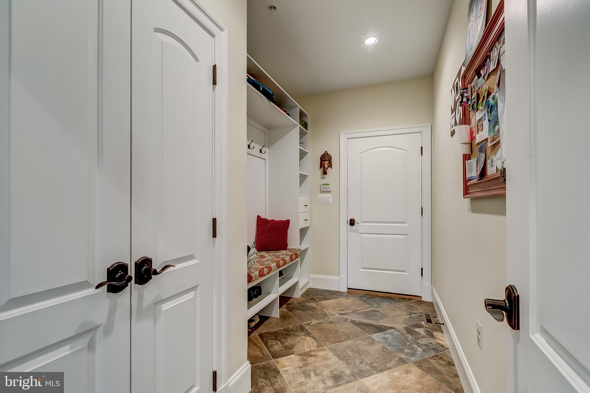 RIDGE SCHOOL - Residential