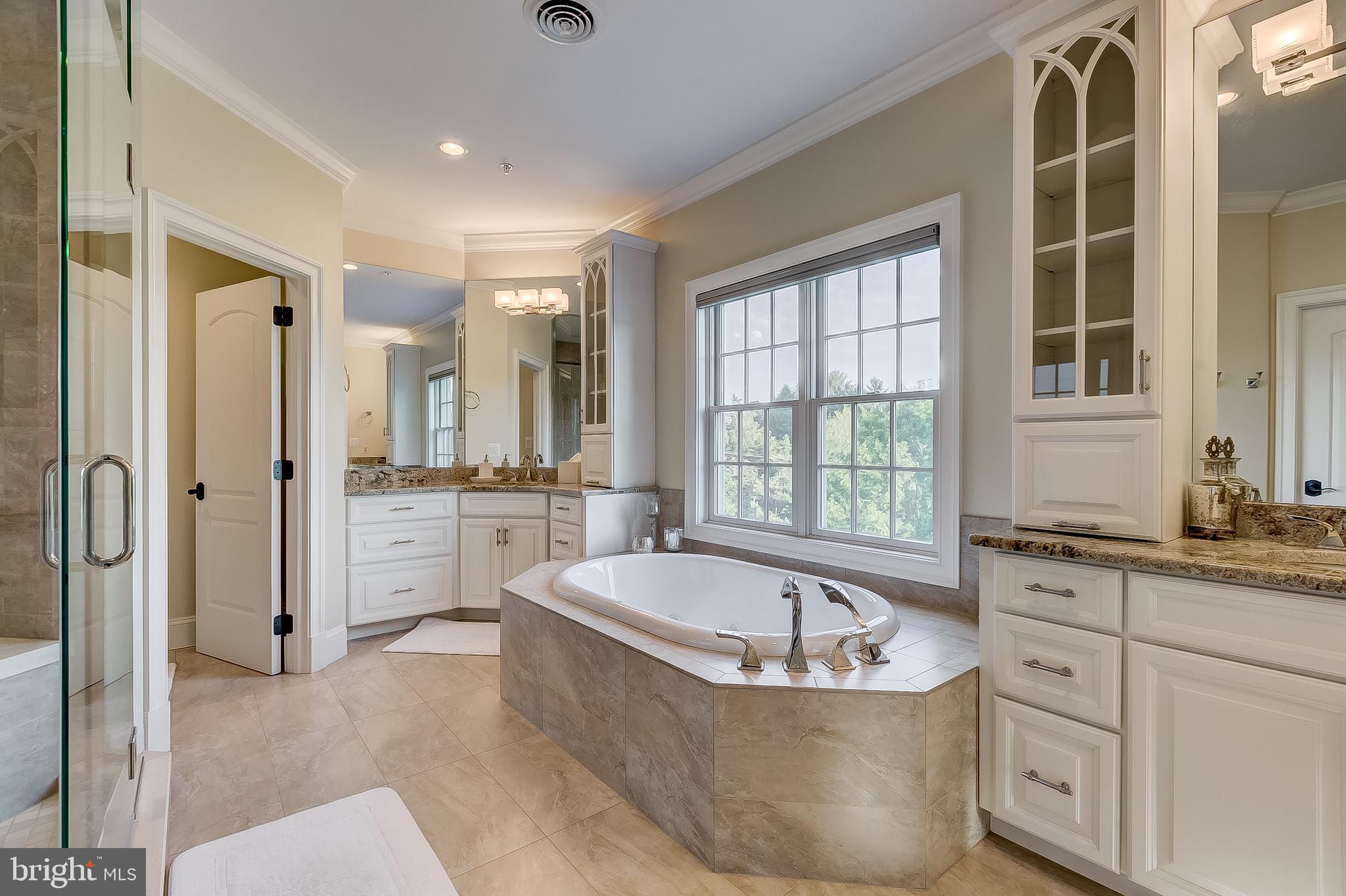 RIDGE SCHOOL - Residential