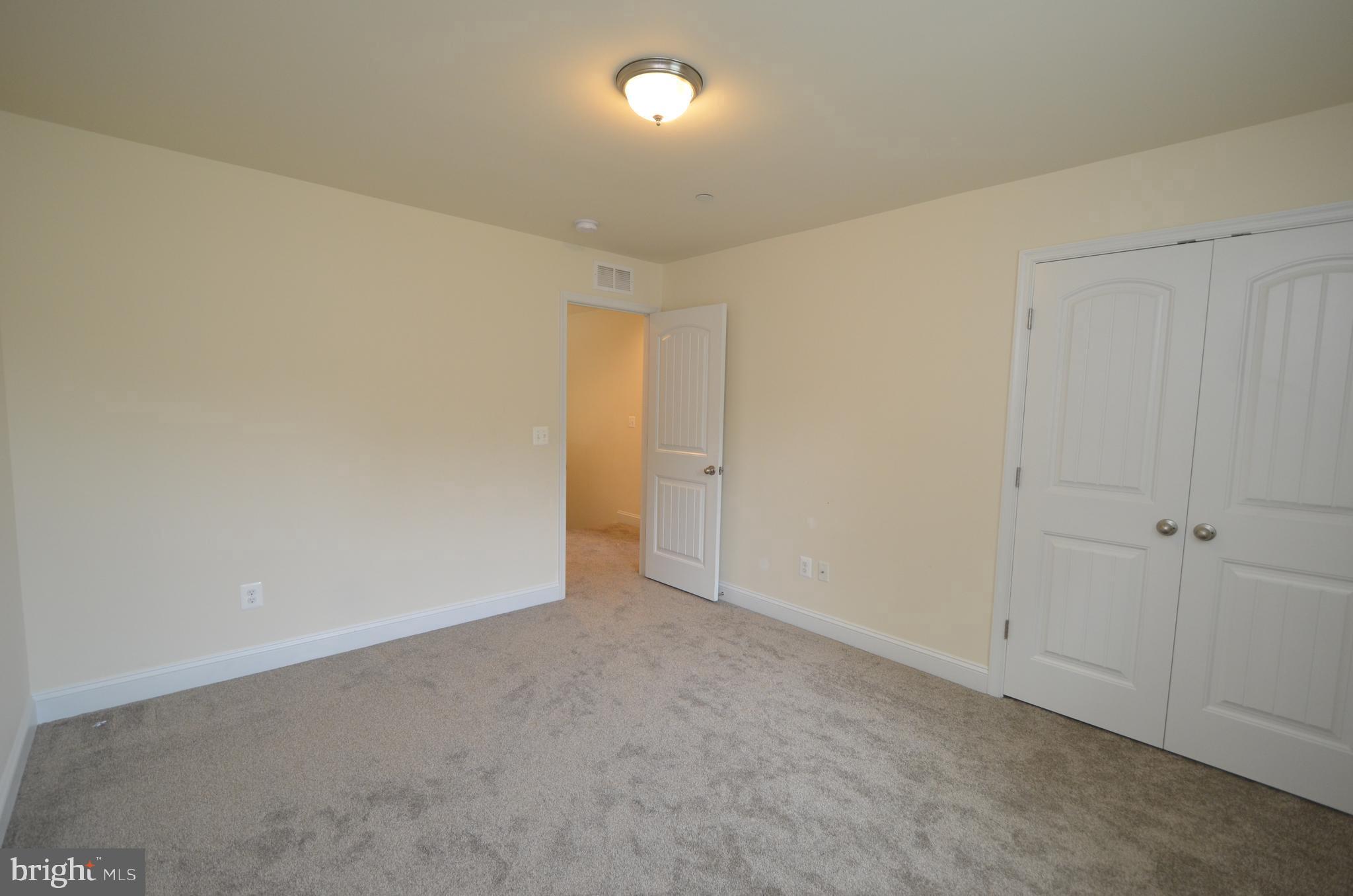 AVALON SHORES - Residential Lease