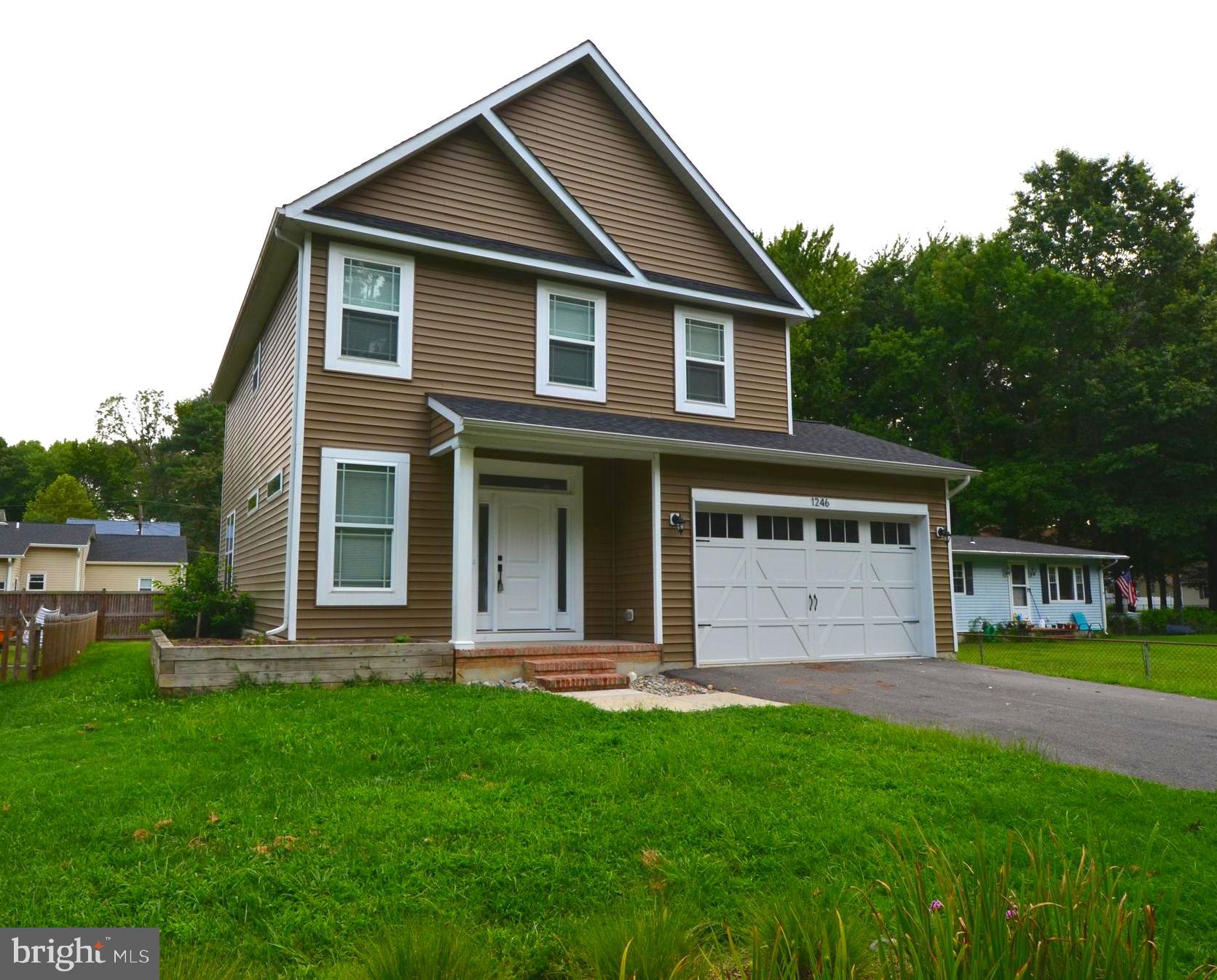 AVALON SHORES - Residential Lease