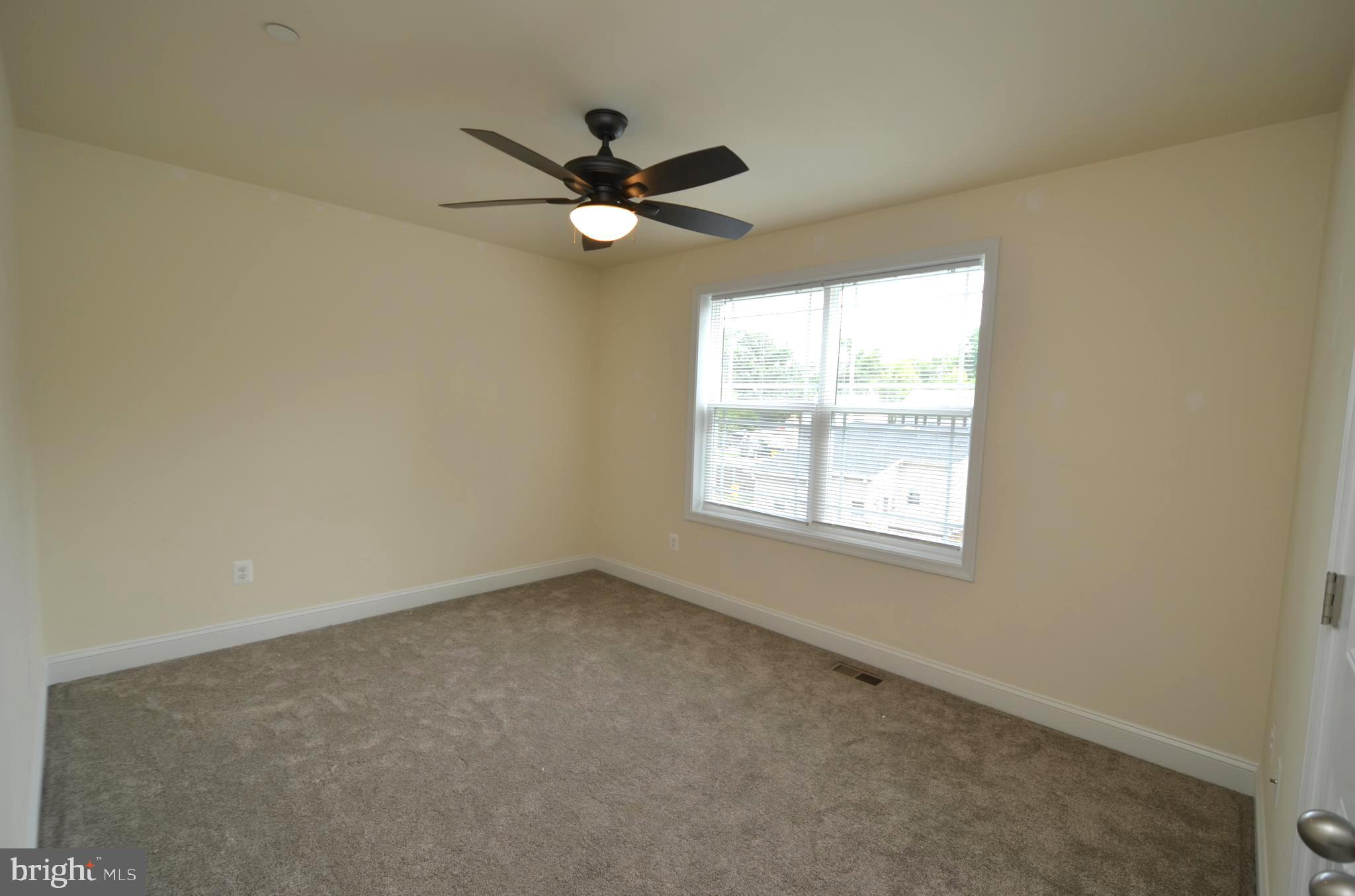 AVALON SHORES - Residential Lease