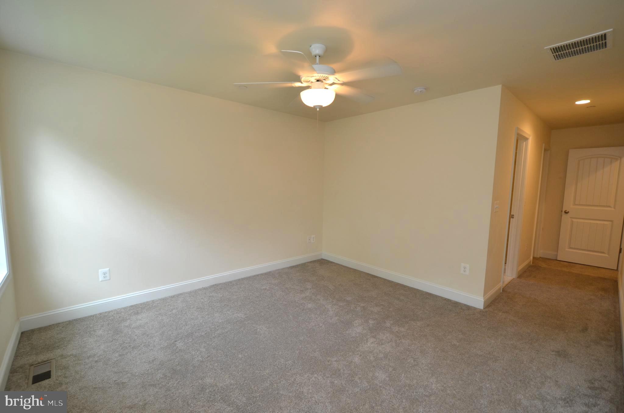 AVALON SHORES - Residential Lease