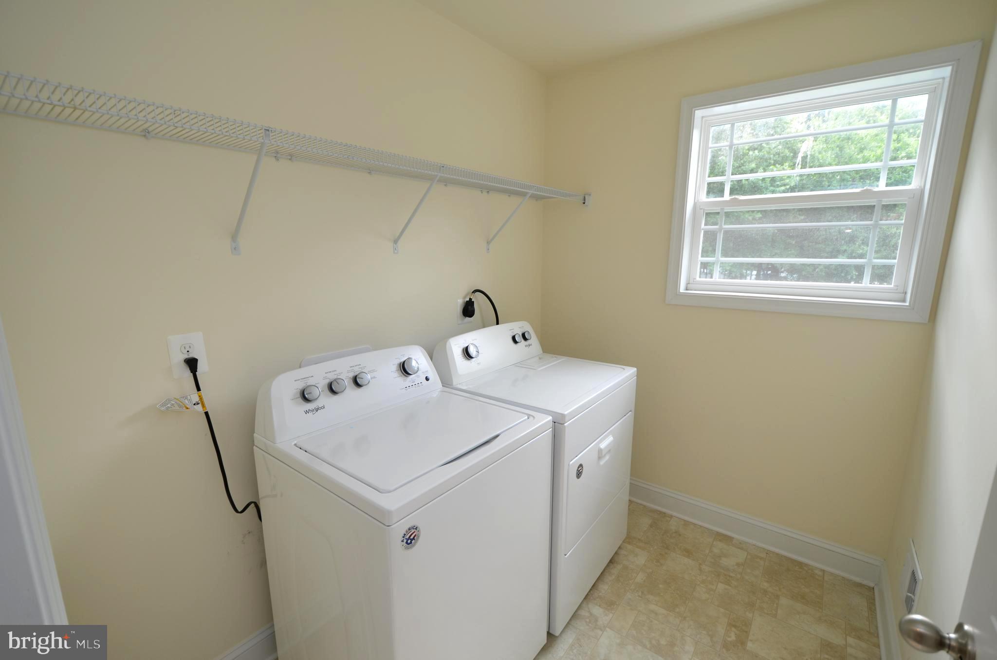 AVALON SHORES - Residential Lease