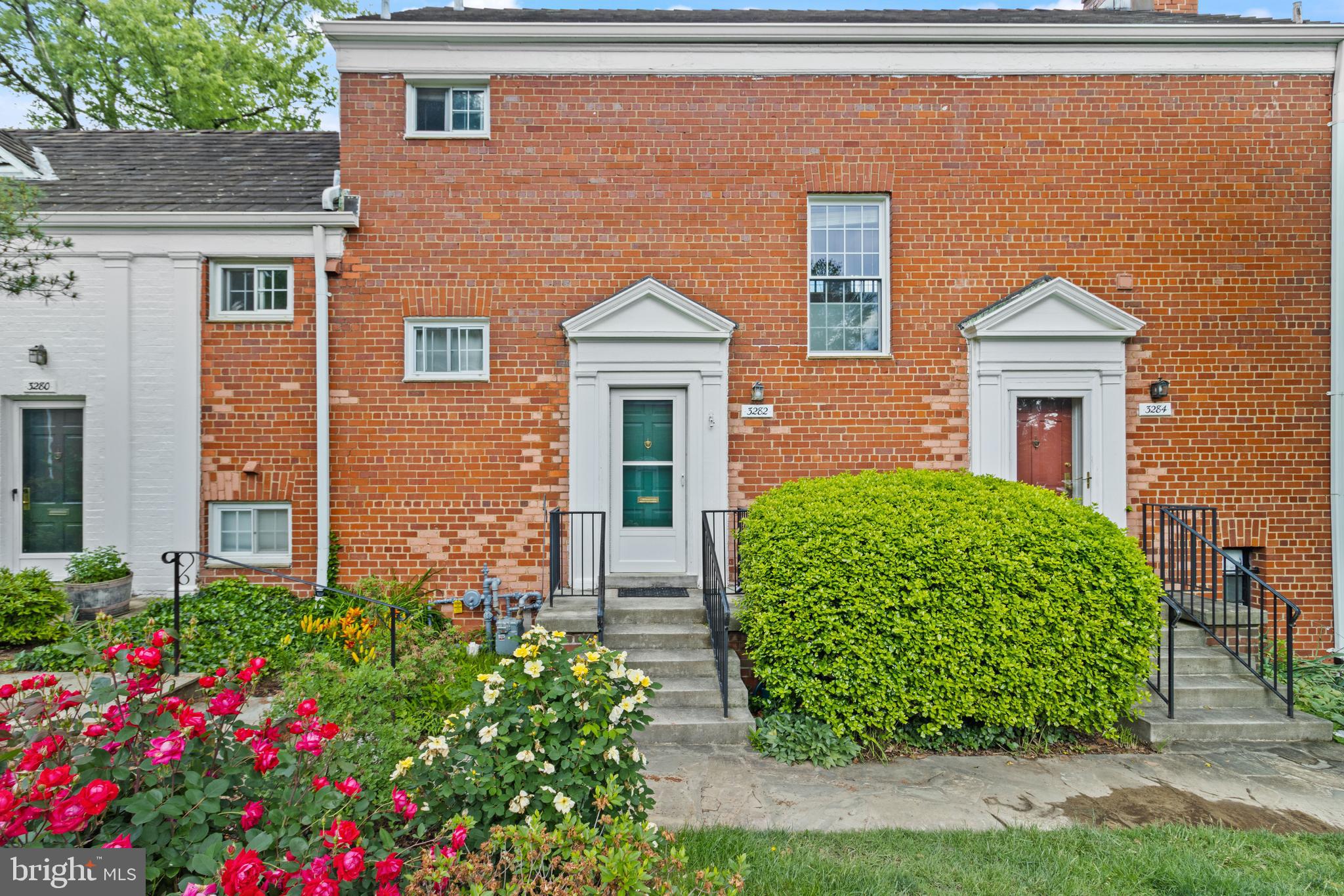 PARKFAIRFAX - Residential Lease