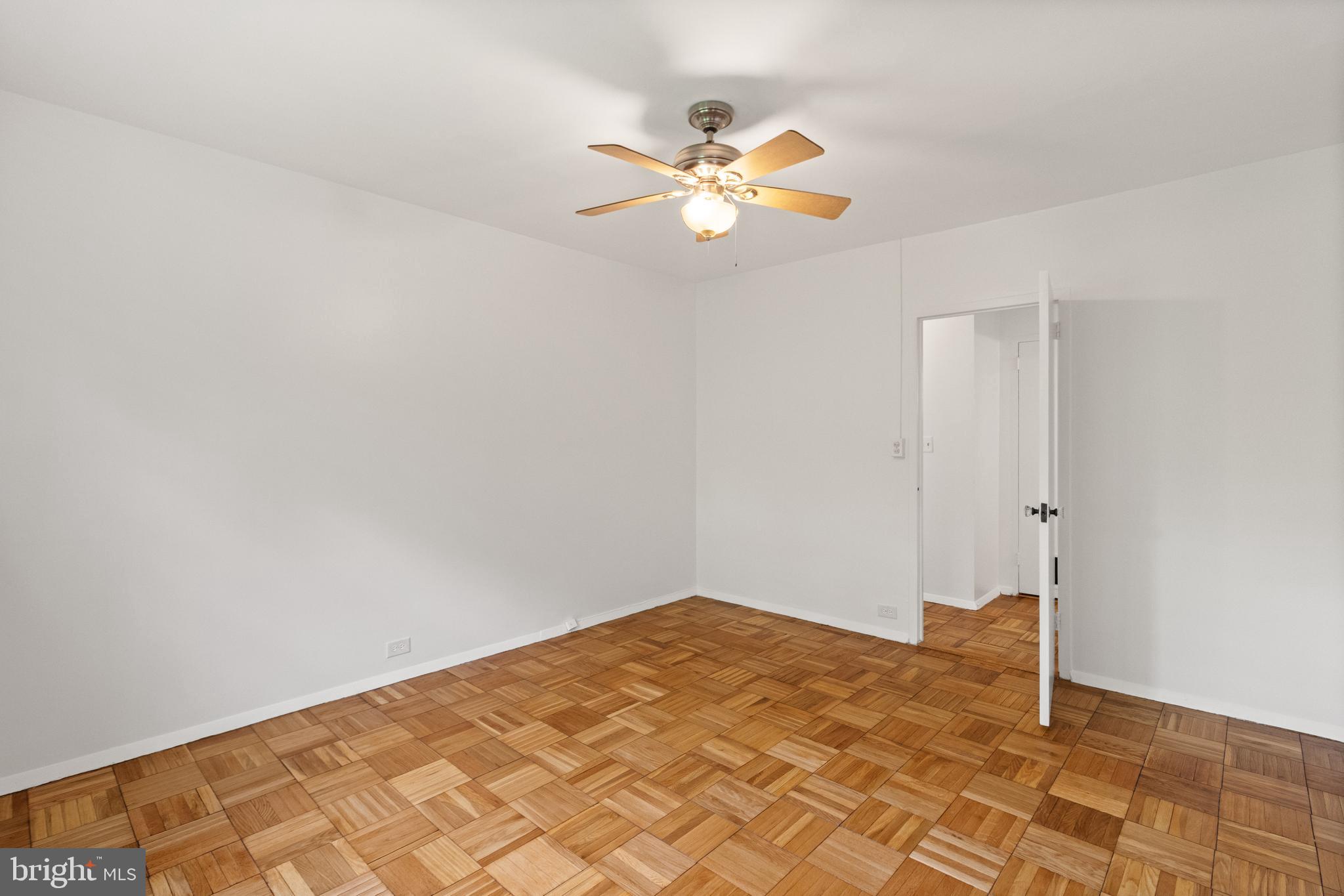 PARKFAIRFAX - Residential Lease