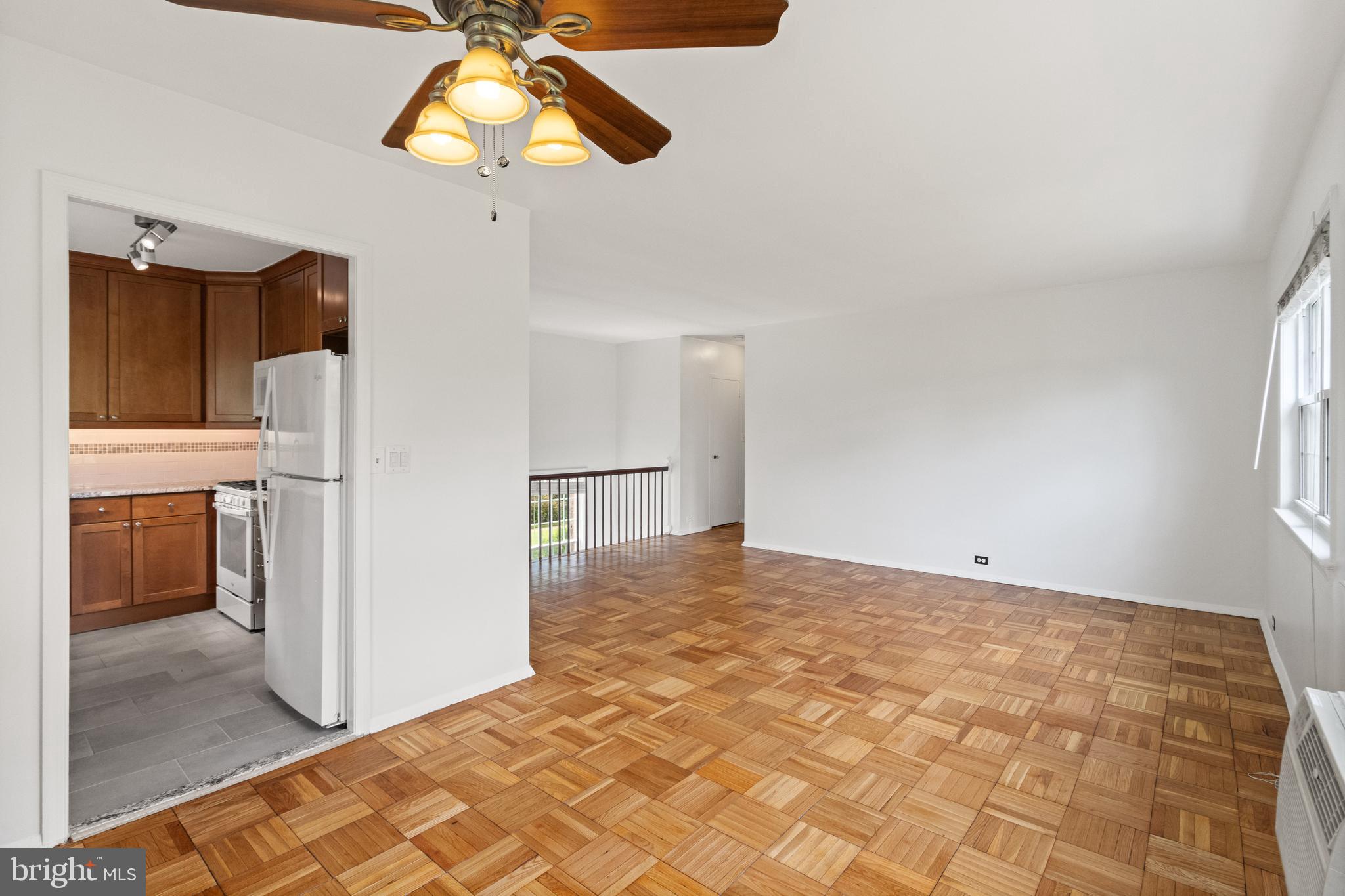 PARKFAIRFAX - Residential Lease