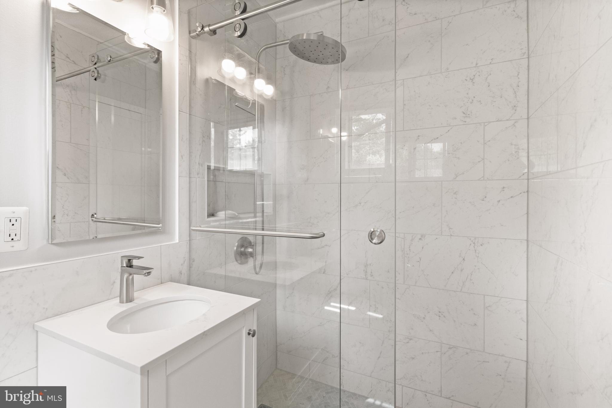 PARKFAIRFAX - Residential Lease